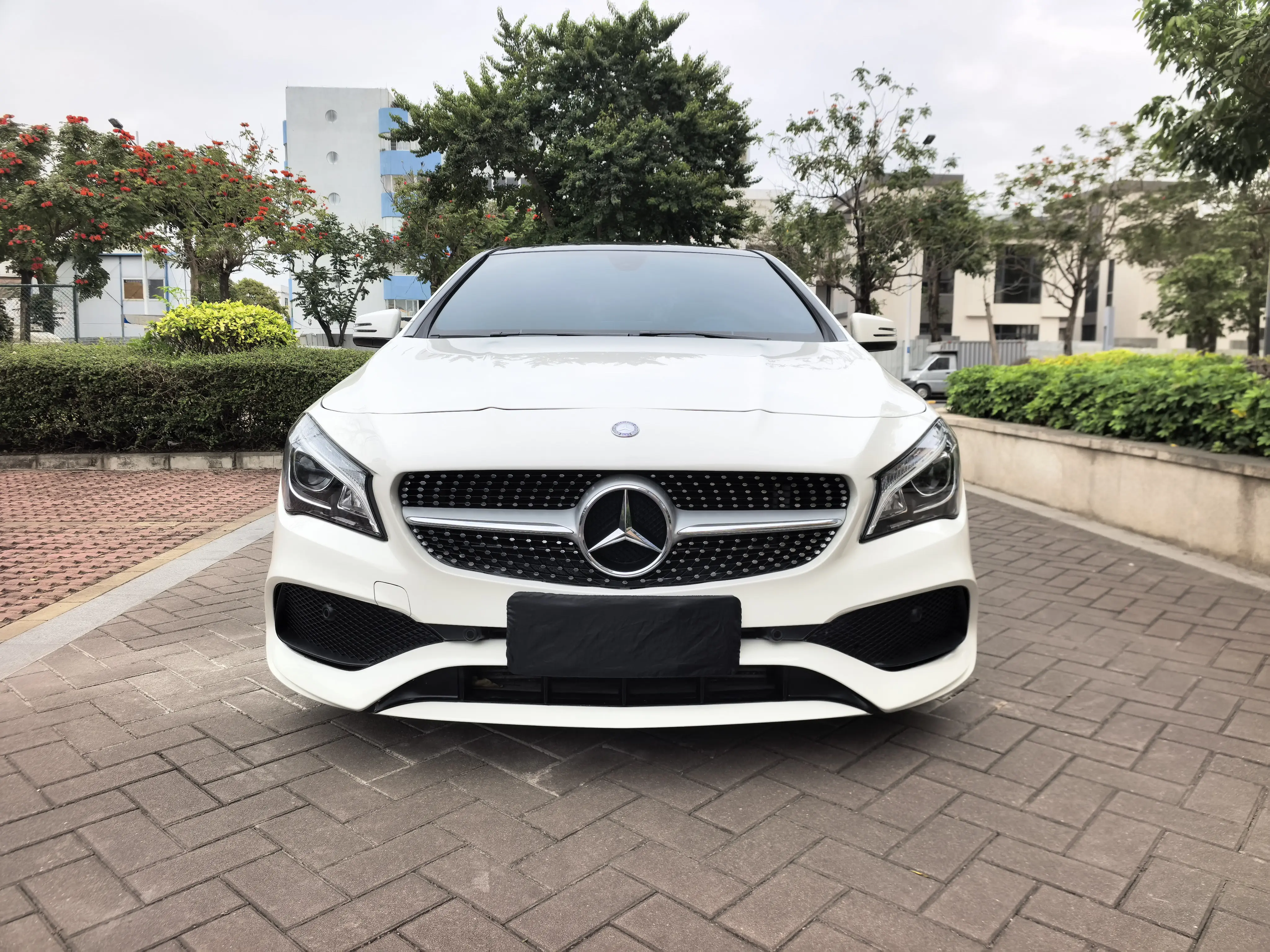 Mercedes-Benz CLA (Imported)  из Китая