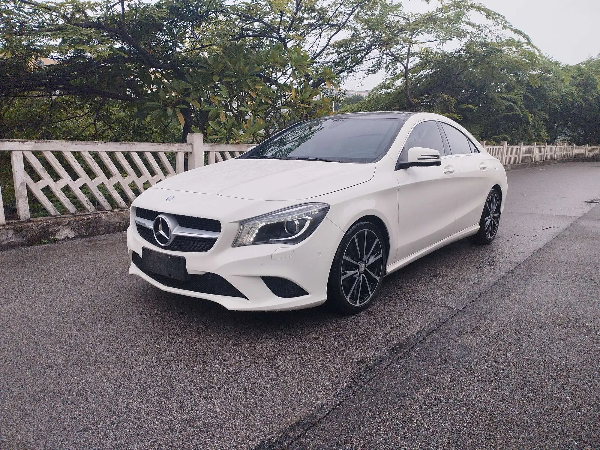 Mercedes-Benz CLA (Imported)  из Китая