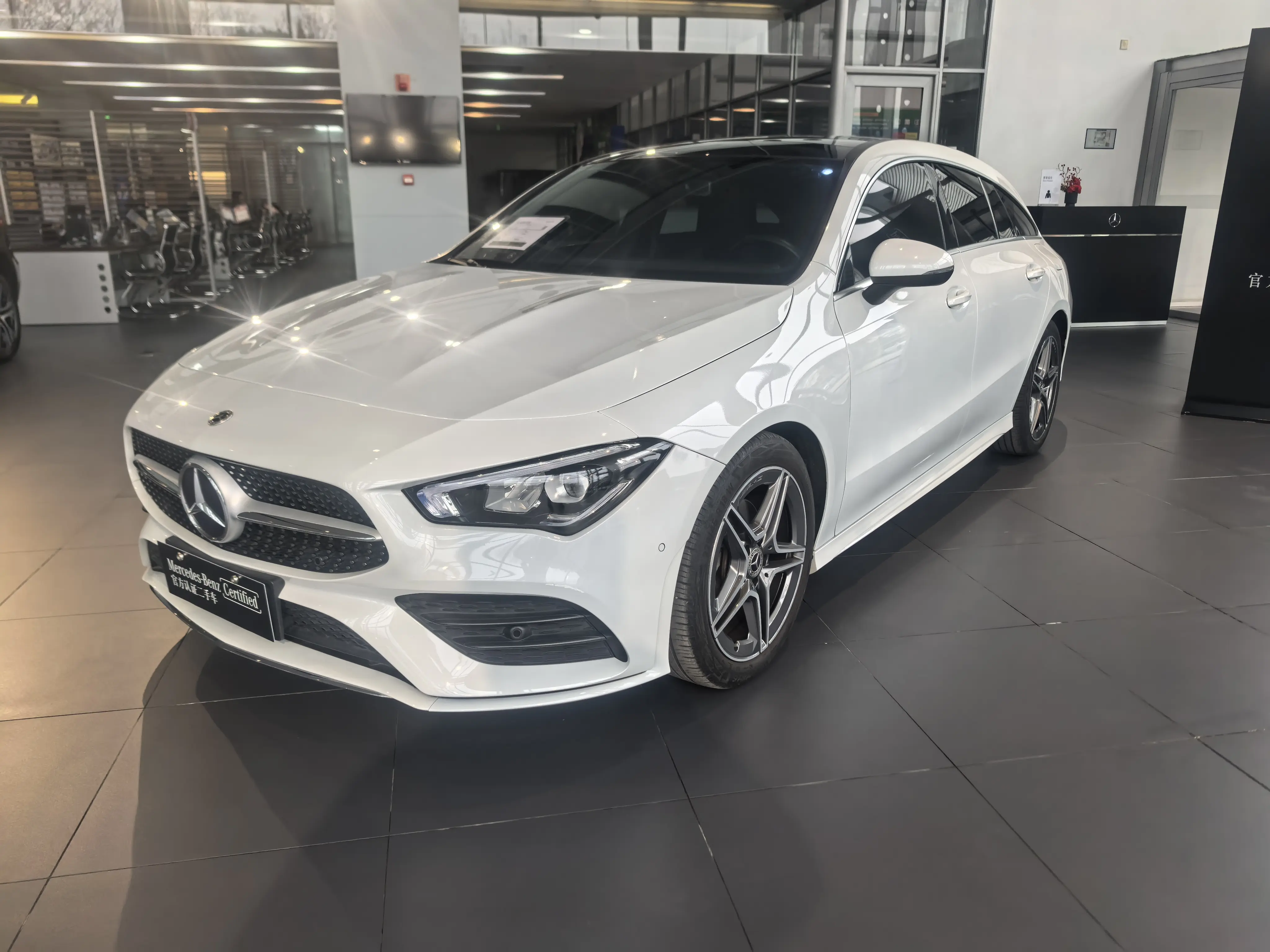 Mercedes-Benz CLA (Imported)  из Китая