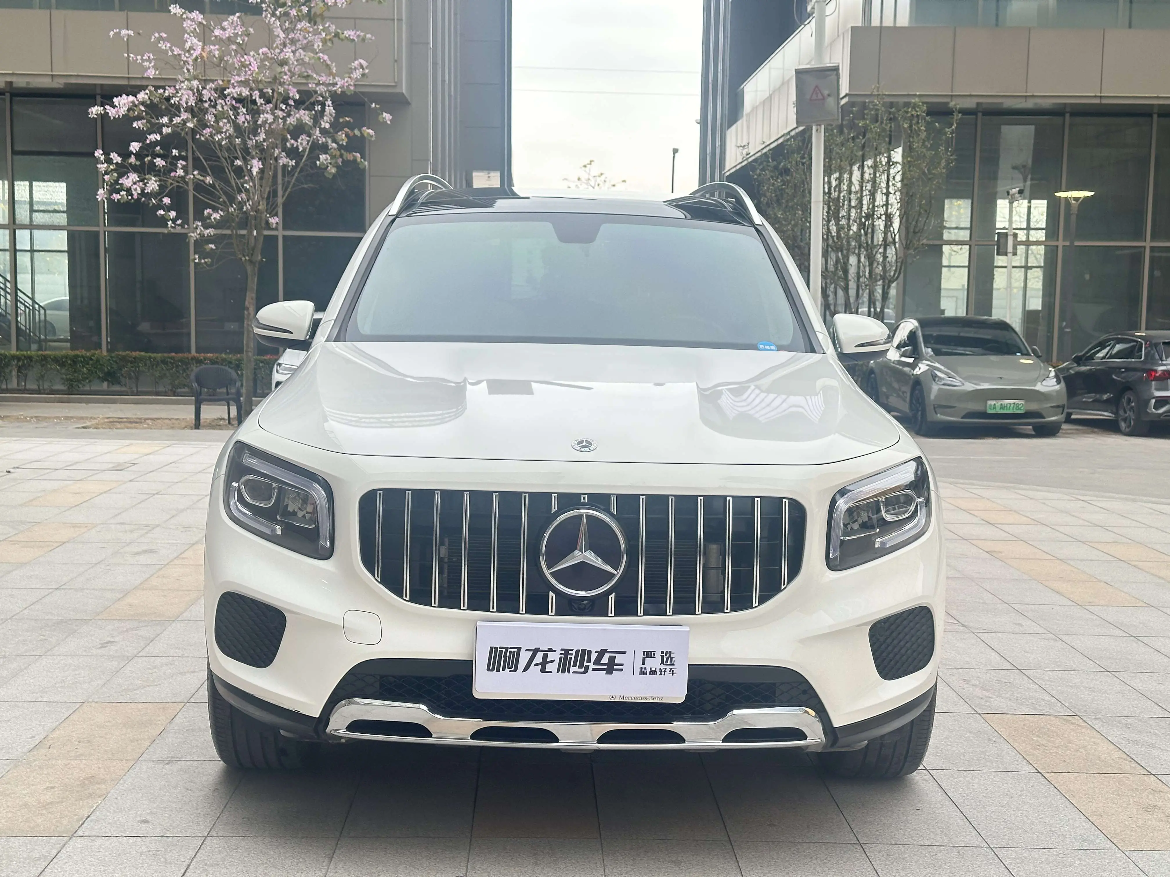 Mercedes-Benz GLB  из Китая