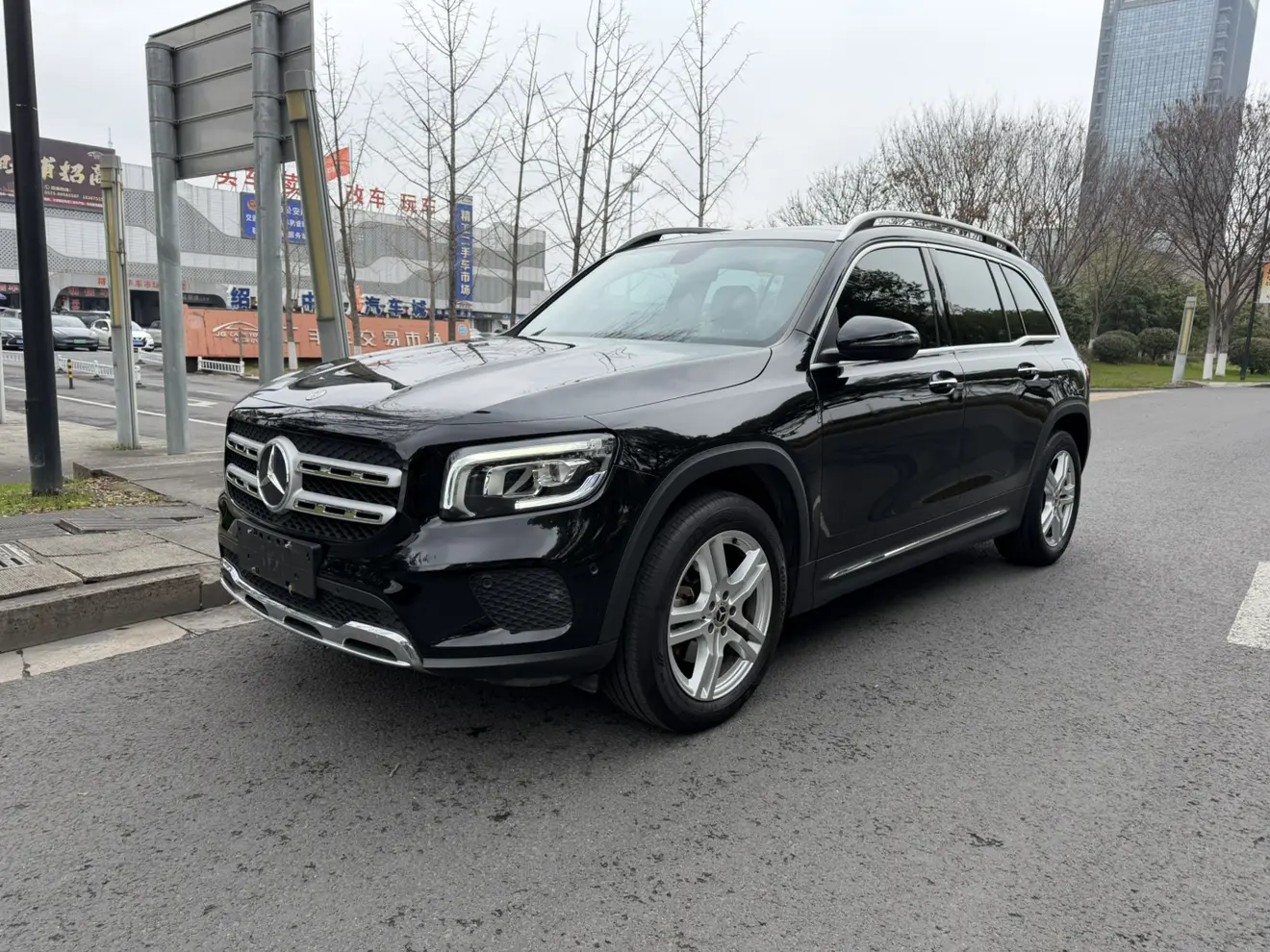 Mercedes-Benz GLB  из Китая