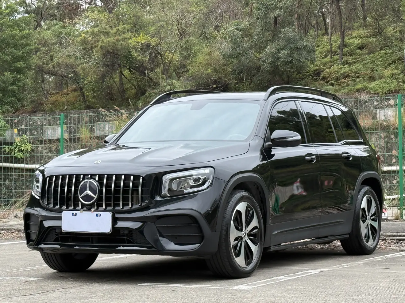 Mercedes-Benz GLB  из Китая