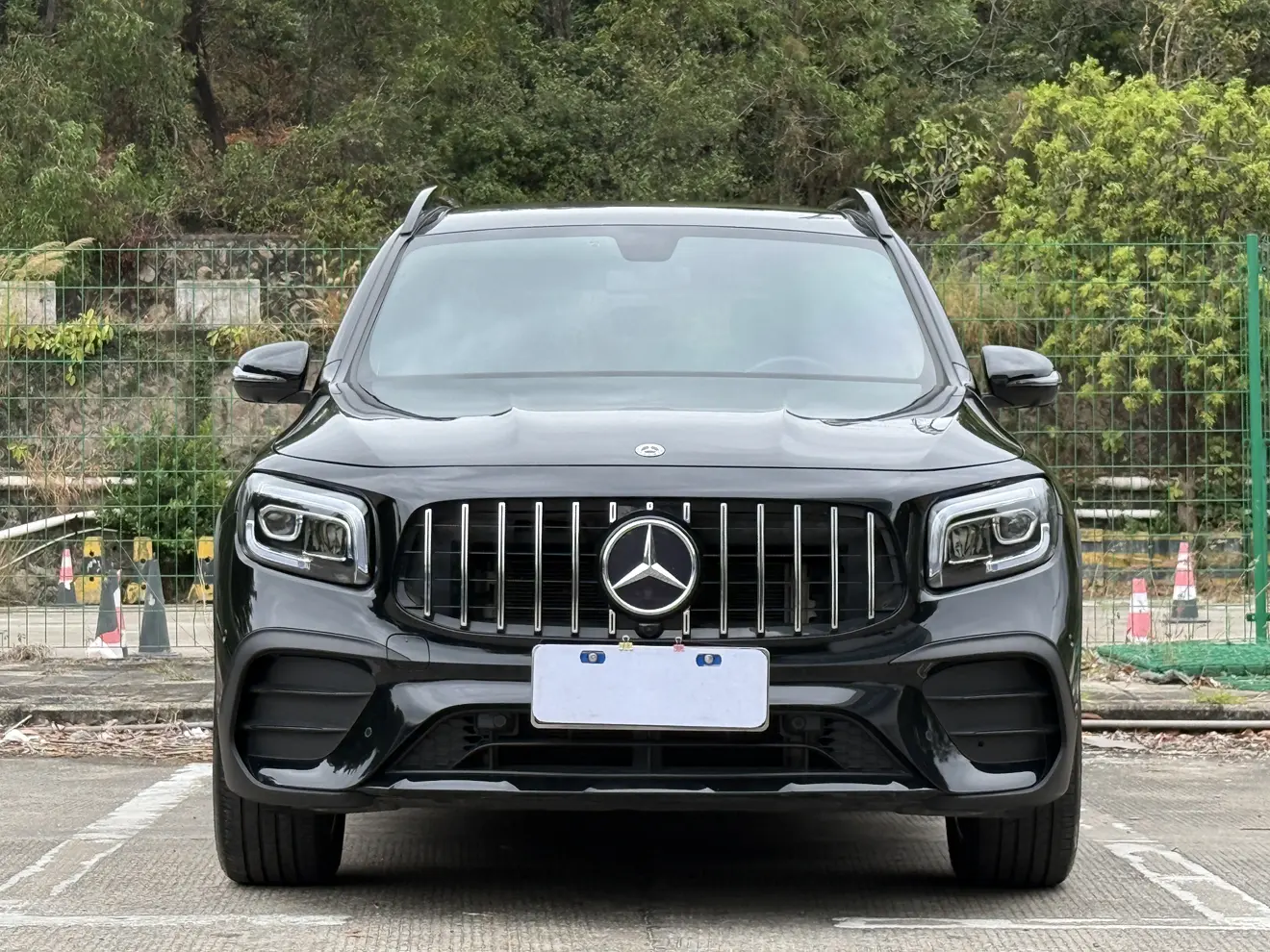Mercedes-Benz GLB  из Китая
