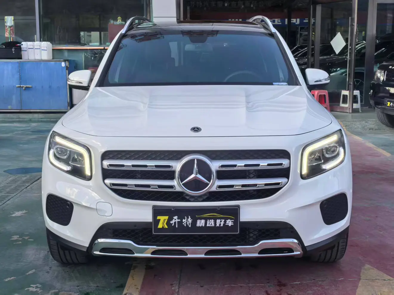 Mercedes-Benz GLB  из Китая