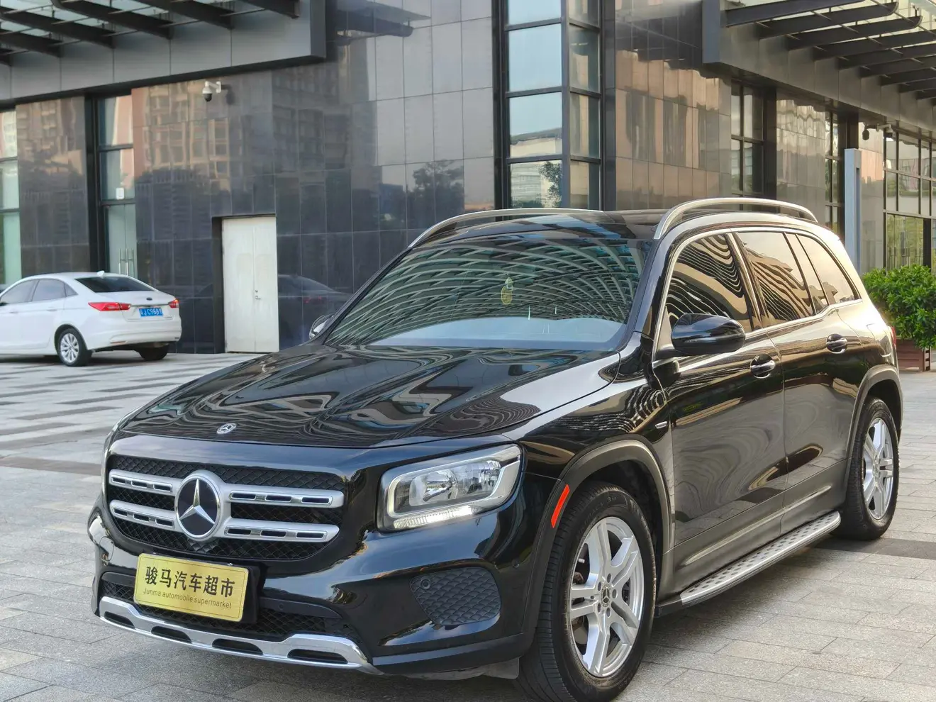 Mercedes-Benz GLB  из Китая