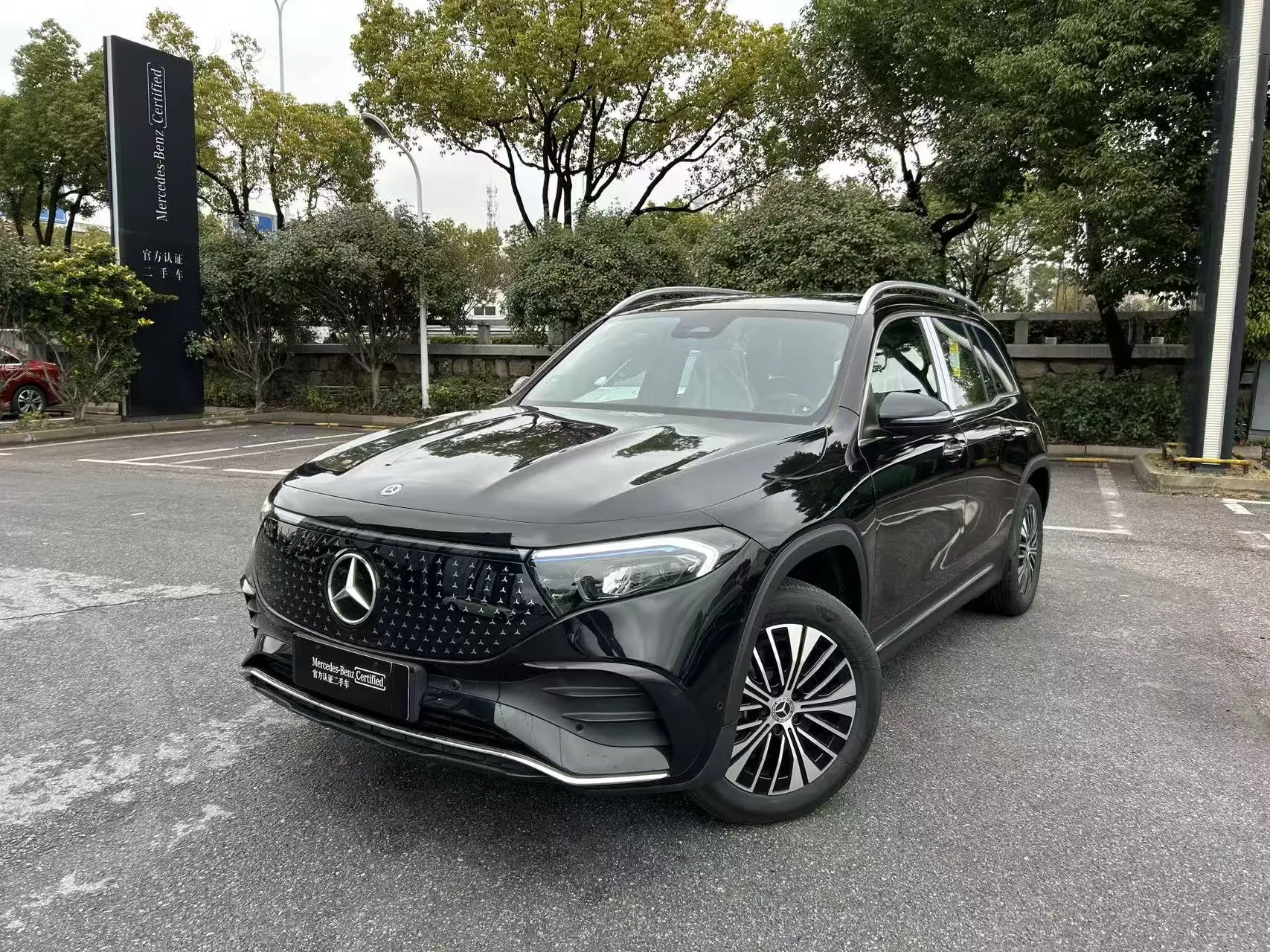 Mercedes-Benz EQB  из Китая