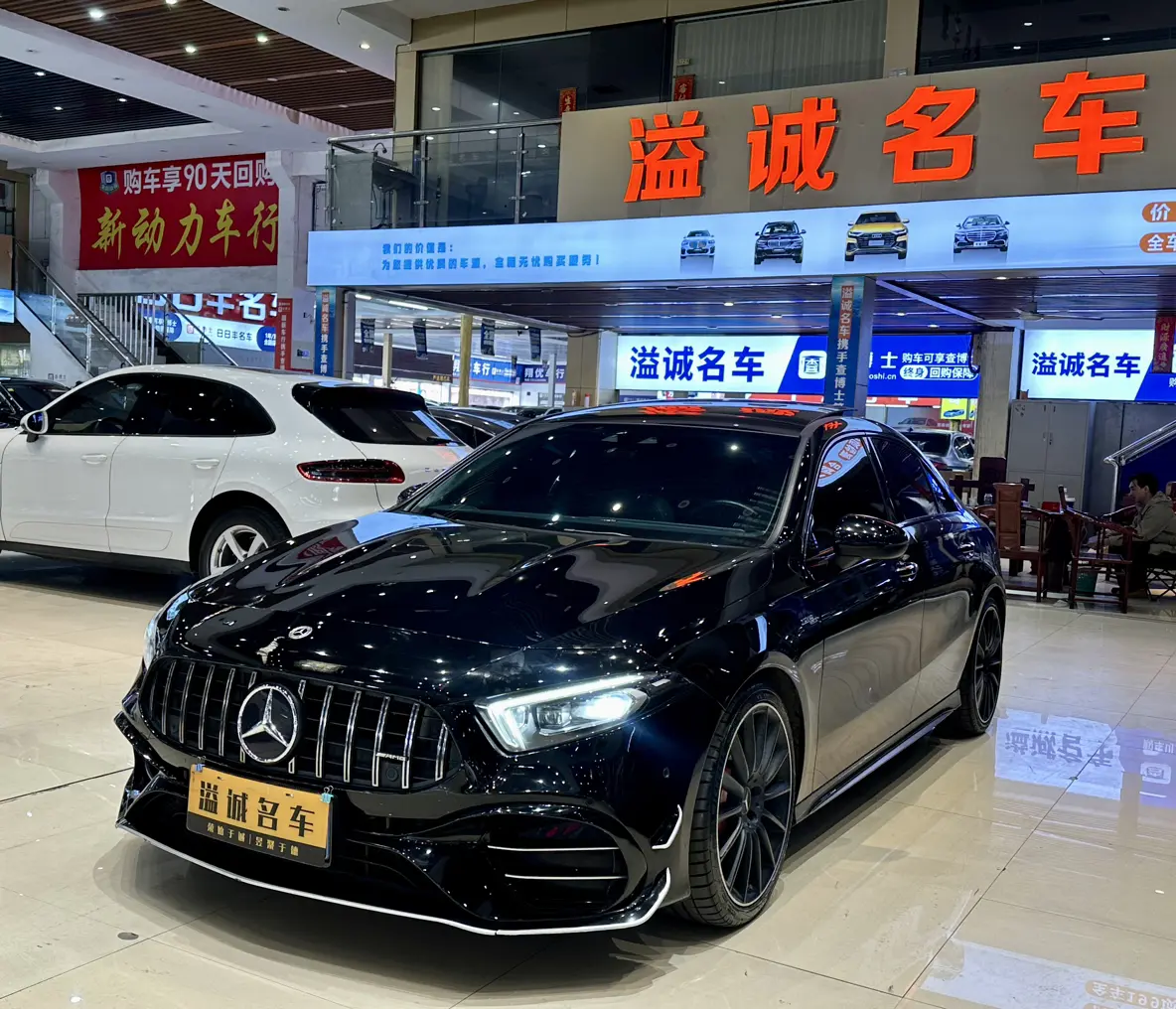 Mercedes-Benz A-Class AMG  из Китая