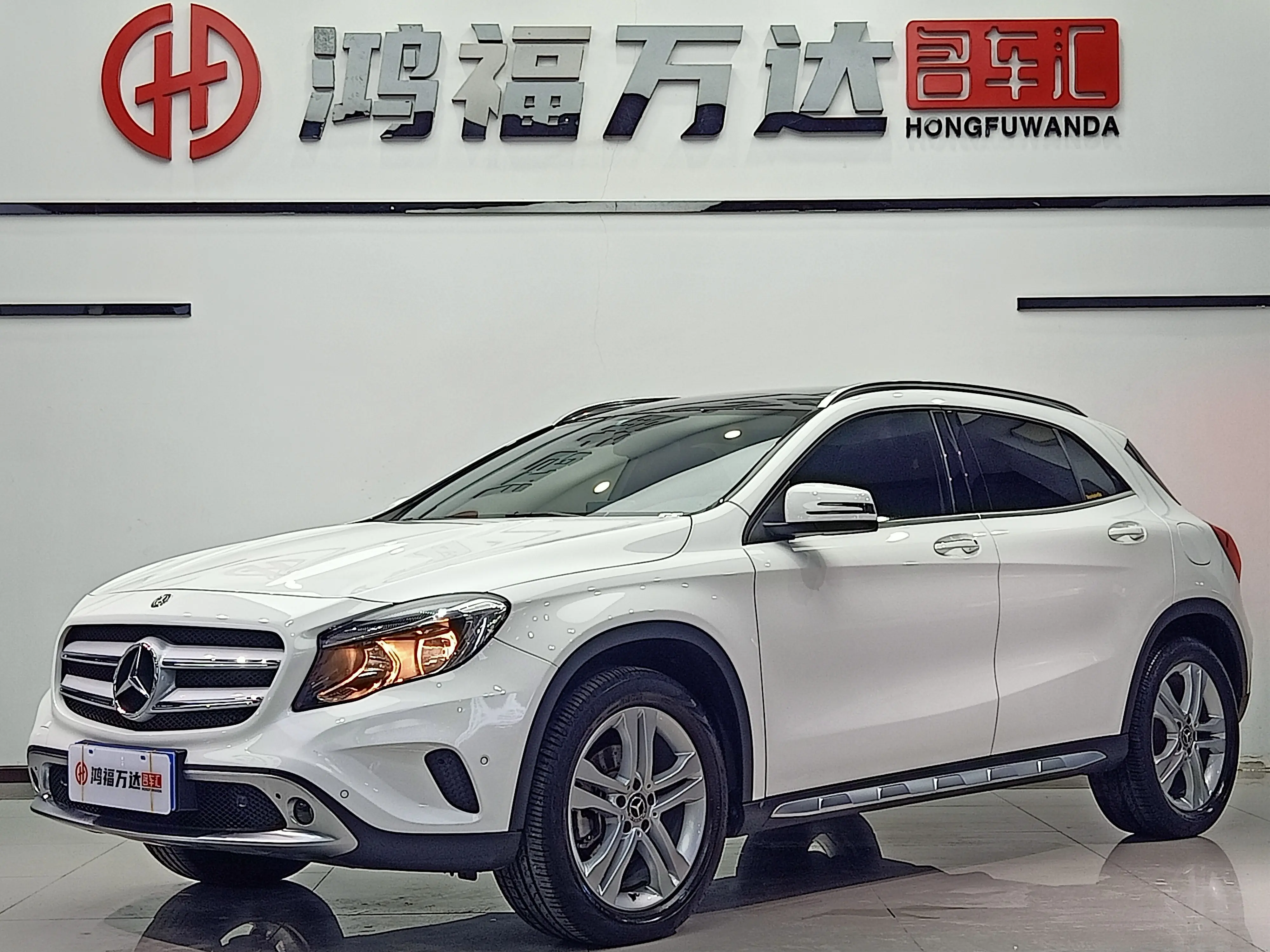 Mercedes-Benz GLA  из Китая