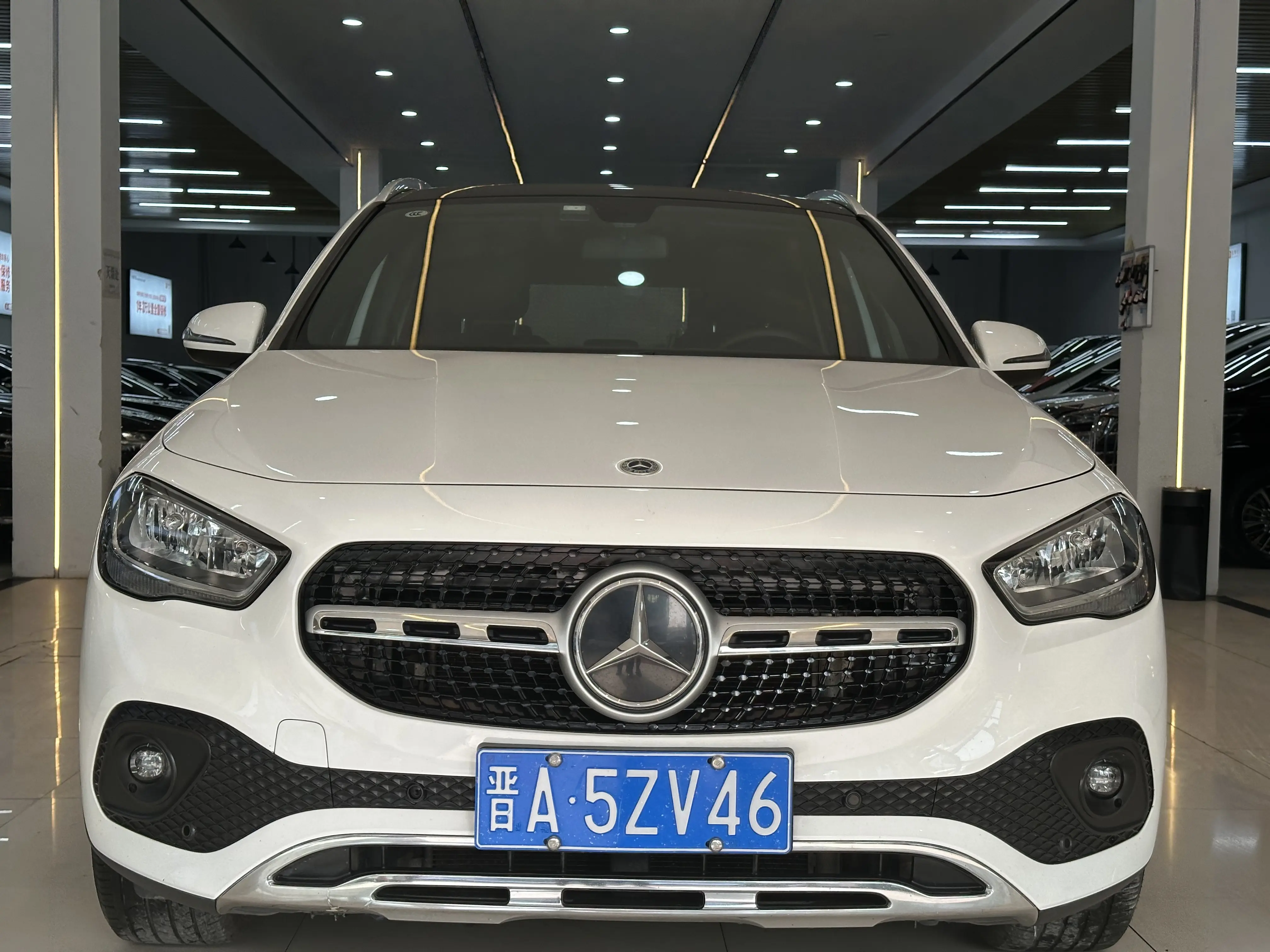 Mercedes-Benz GLA  из Китая