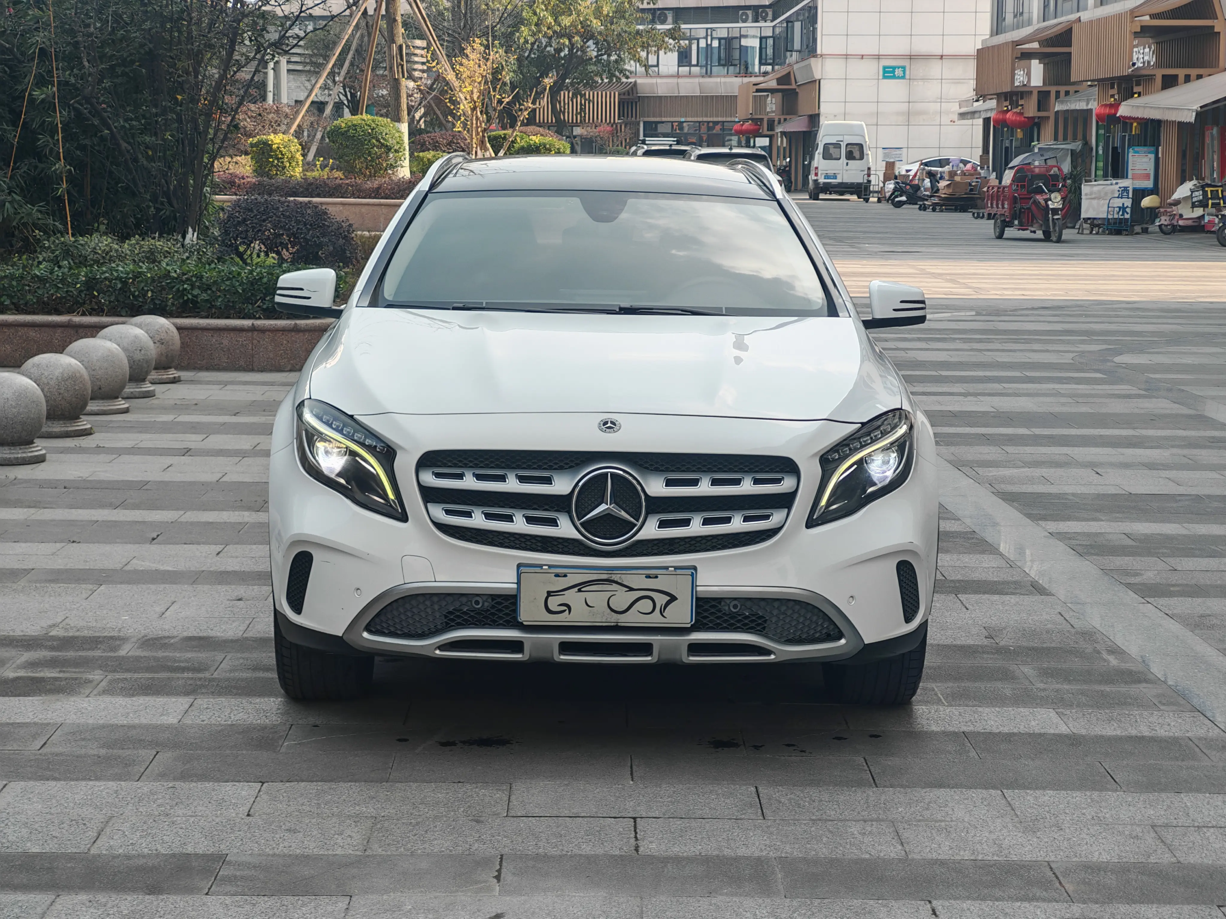 Mercedes-Benz GLA  из Китая
