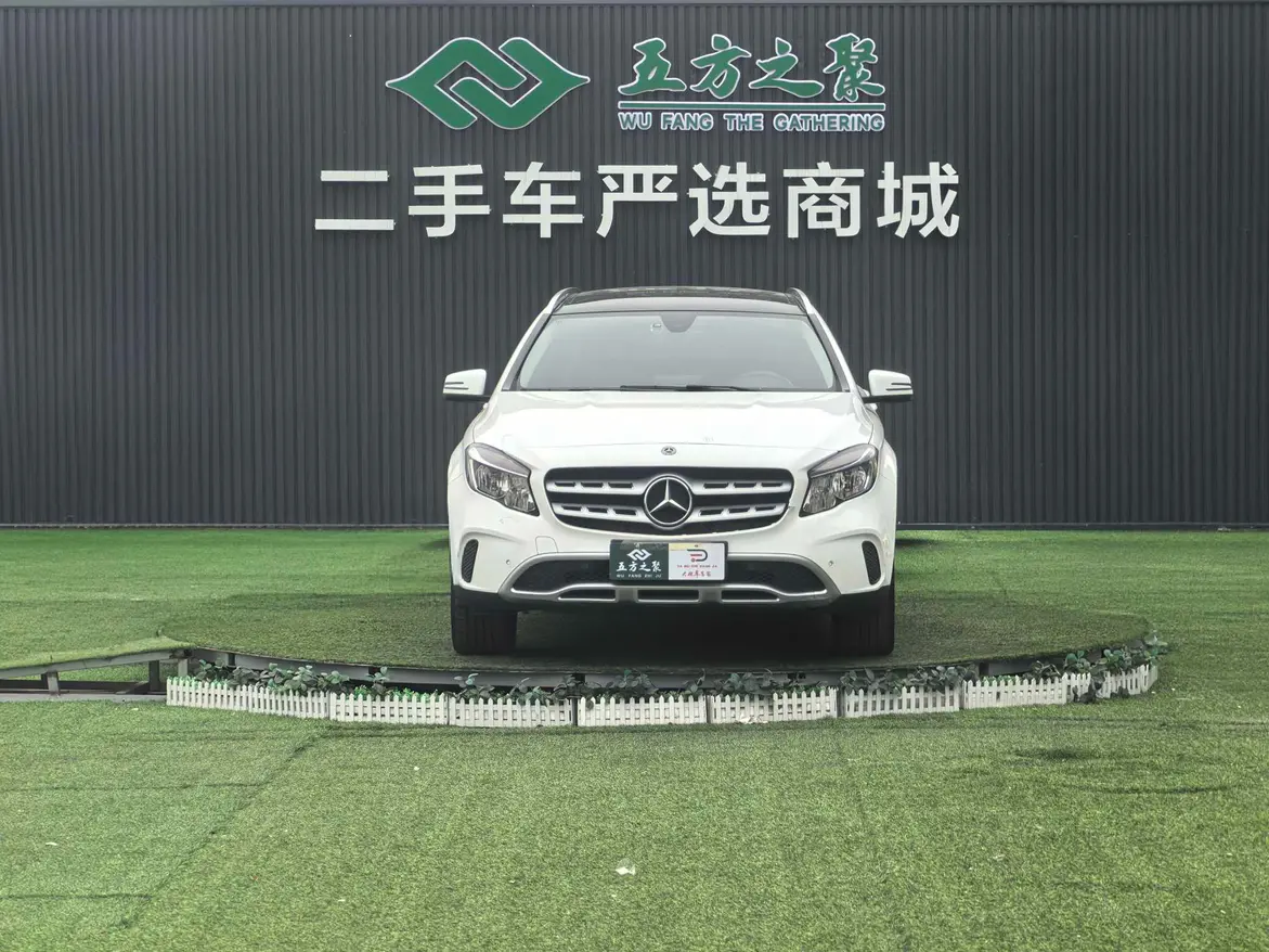 Mercedes-Benz GLA  из Китая