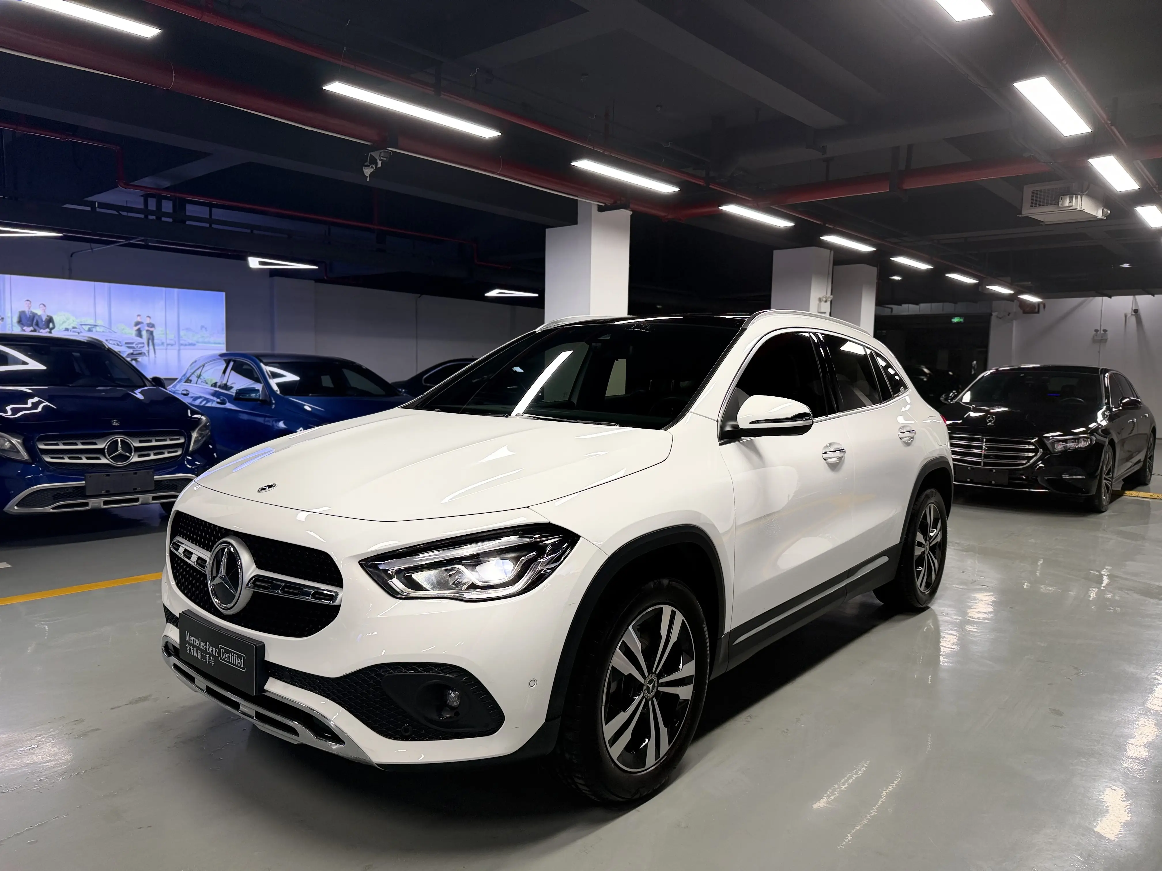 Mercedes-Benz GLA  из Китая
