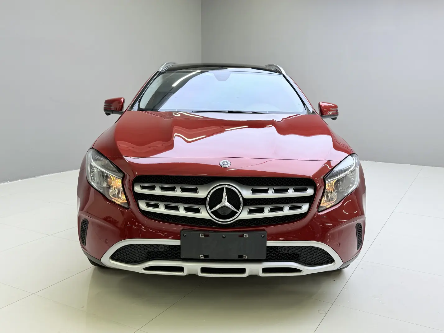 Mercedes-Benz GLA  из Китая