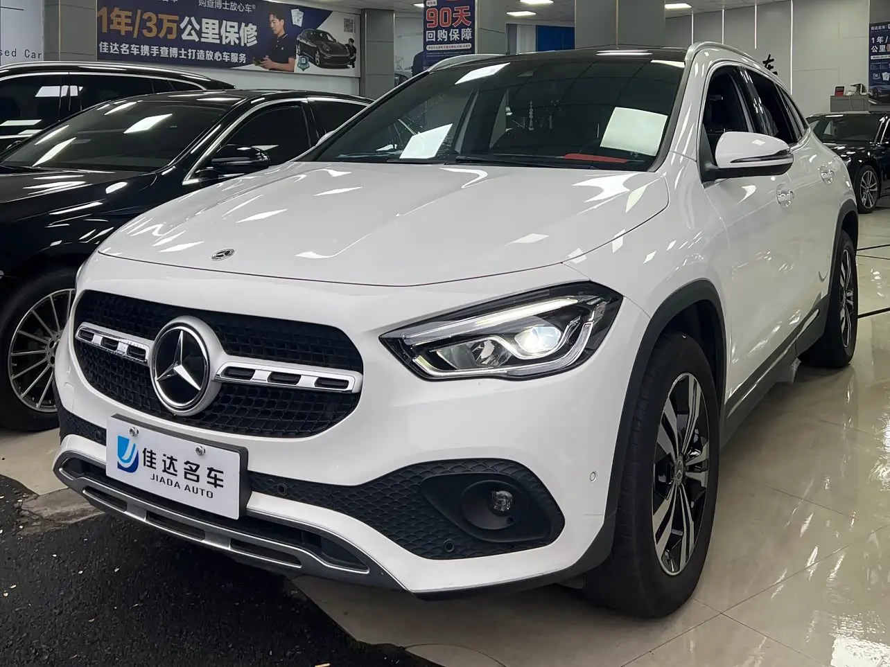 Mercedes-Benz GLA  из Китая