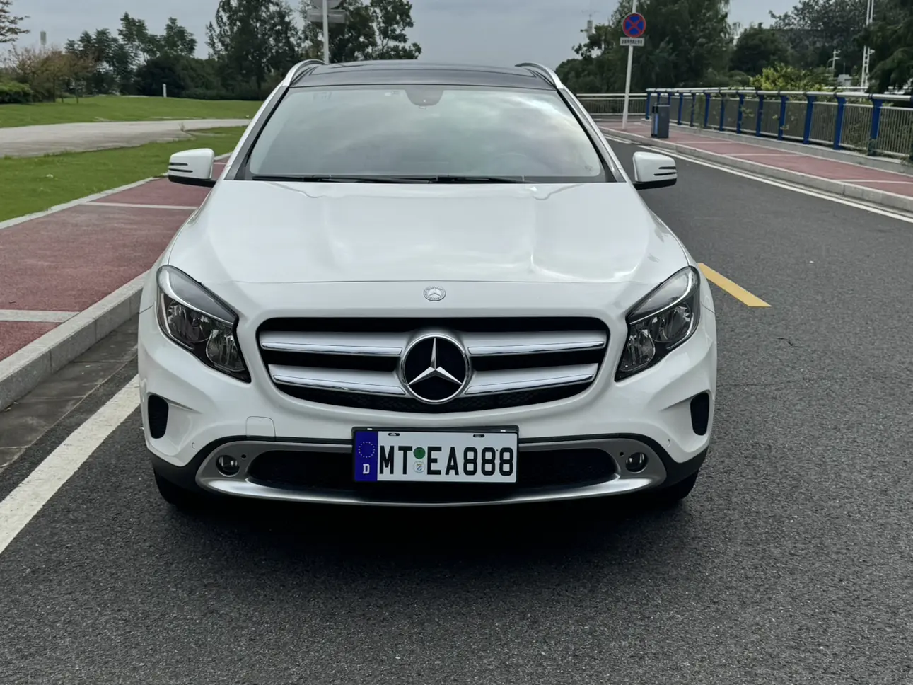 Mercedes-Benz GLA  из Китая