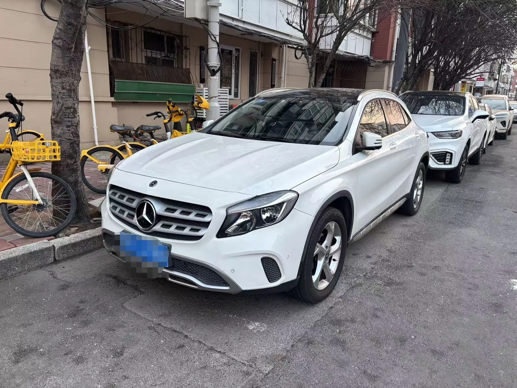 Mercedes-Benz GLA  из Китая