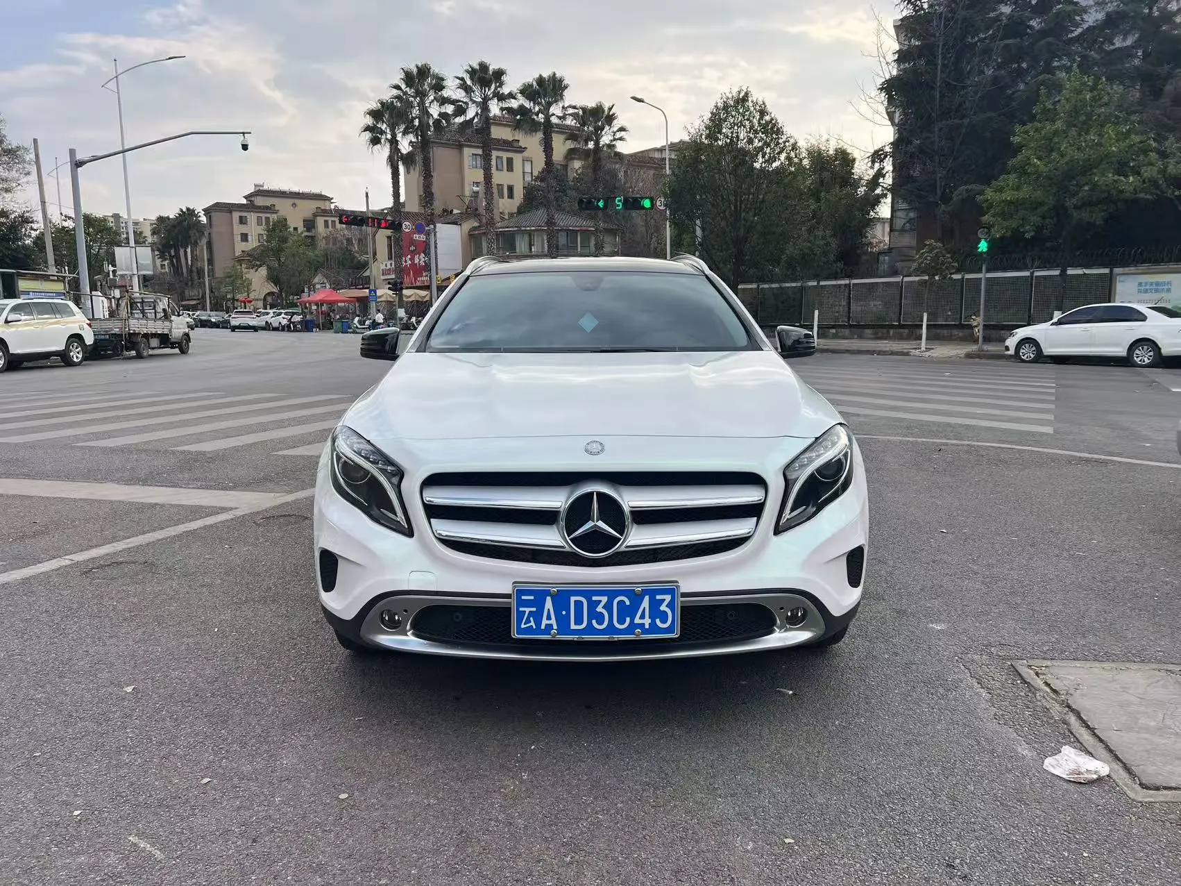 Mercedes-Benz GLA  из Китая