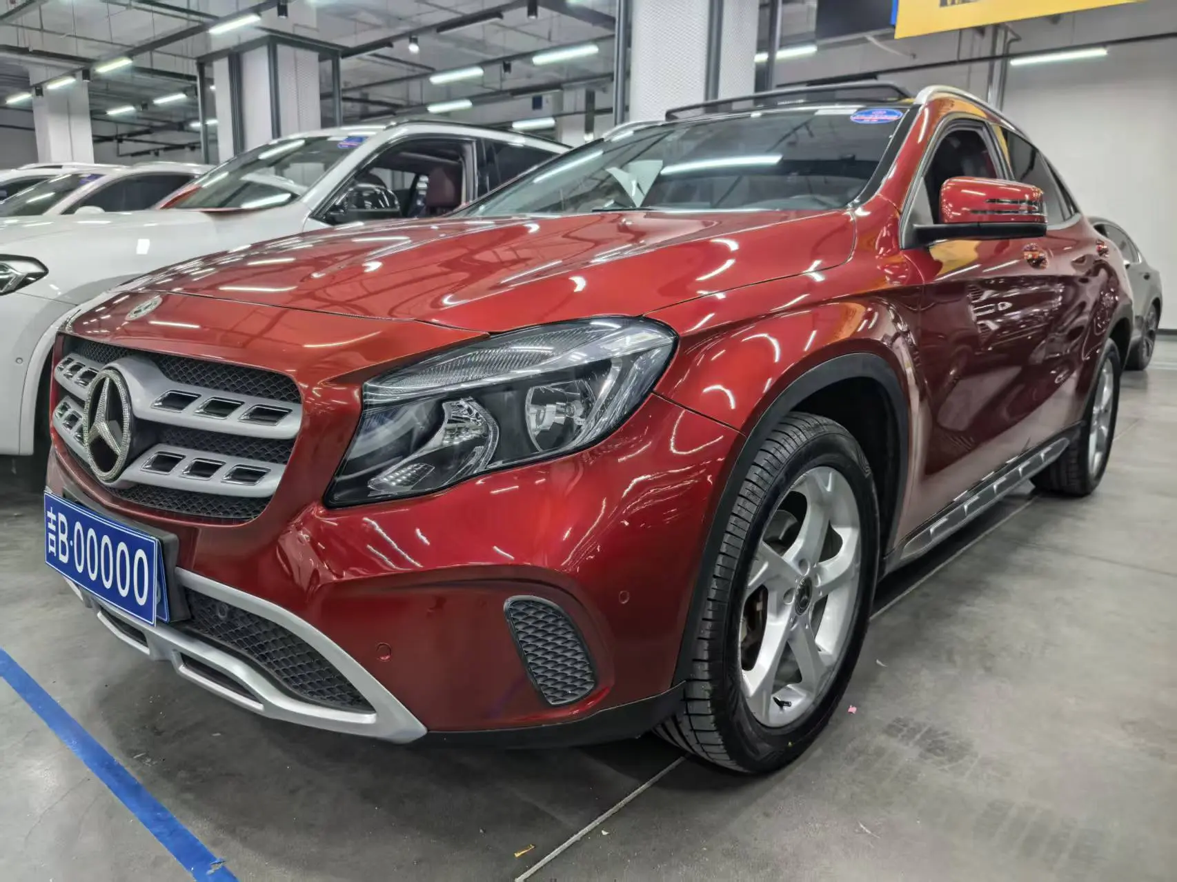 Mercedes-Benz GLA  из Китая