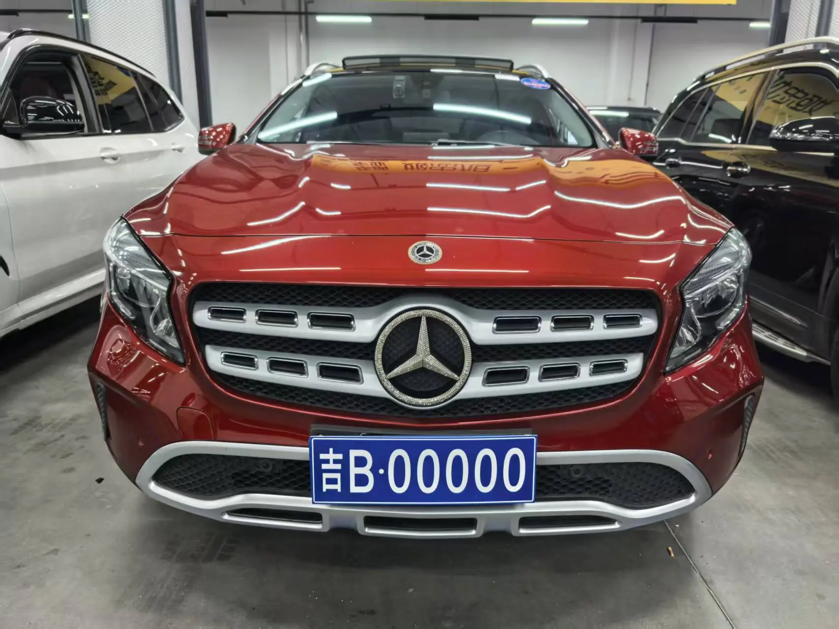 Mercedes-Benz GLA  из Китая