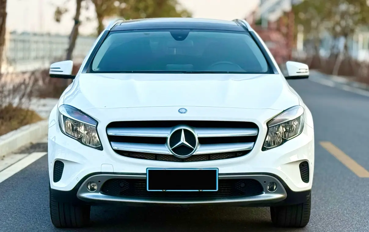 Mercedes-Benz GLA  из Китая