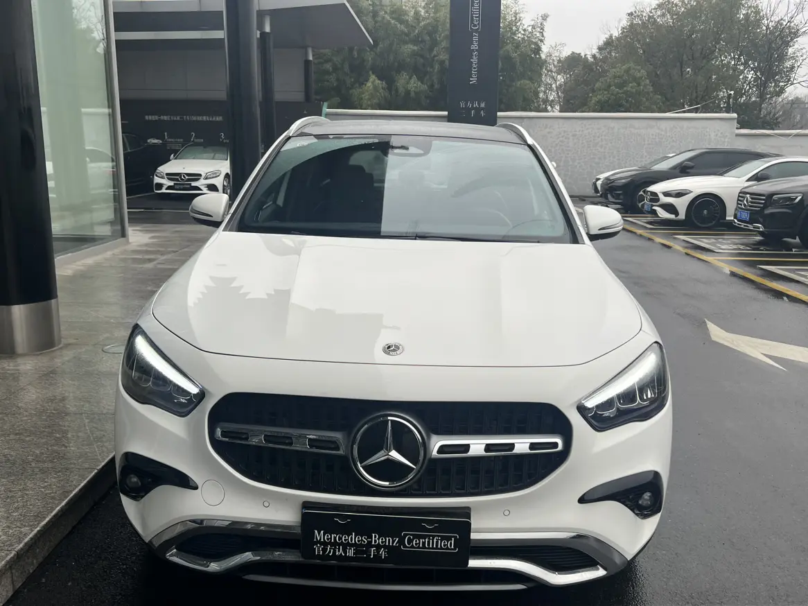 Mercedes-Benz GLA  из Китая