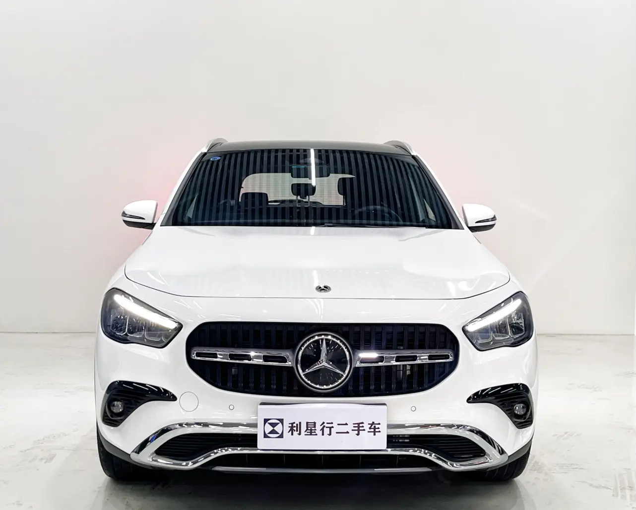 Mercedes-Benz GLA  из Китая