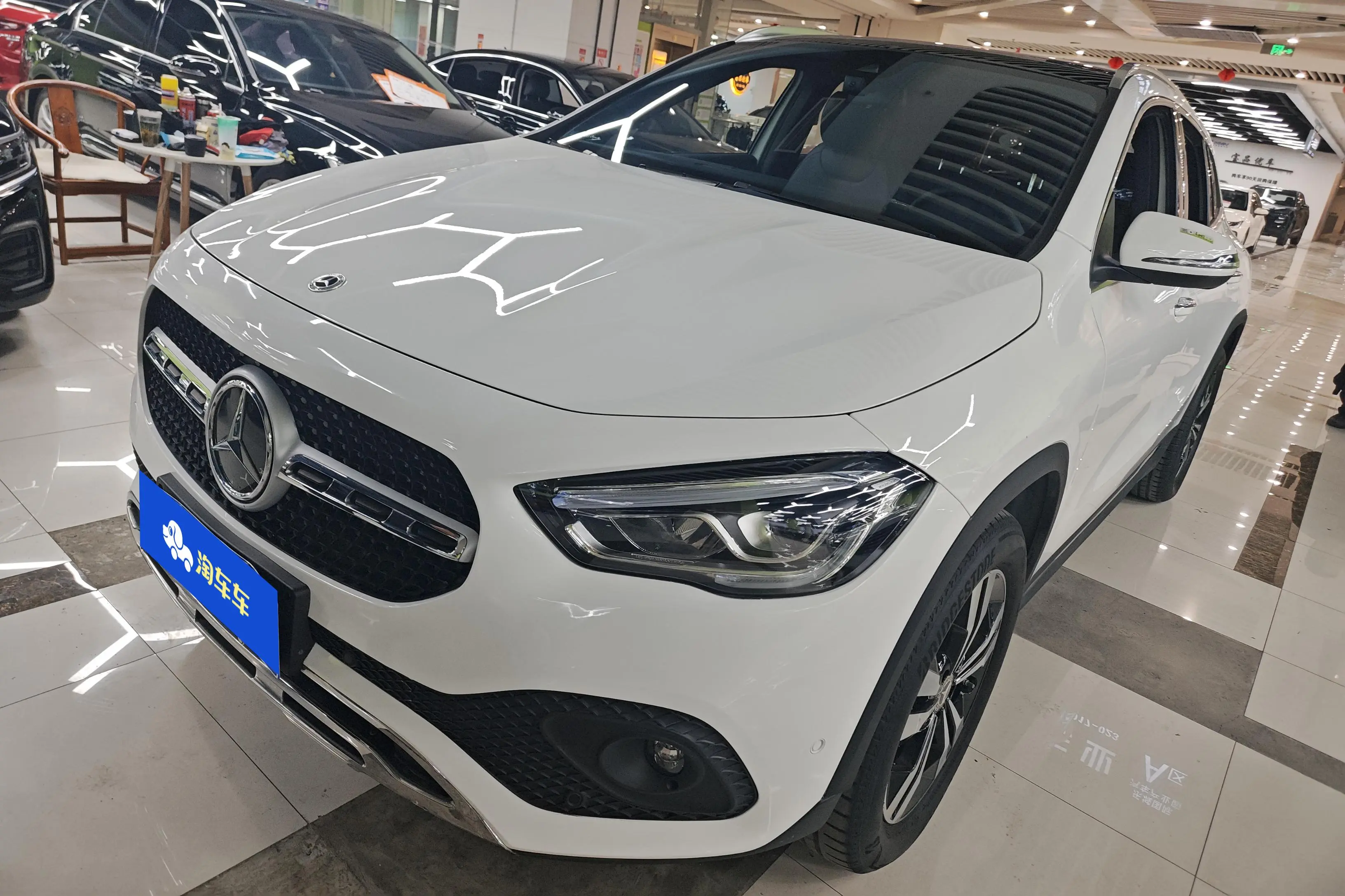 Mercedes-Benz GLA  из Китая