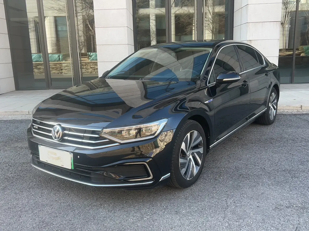 Volkswagen Magotan PHEV  из Китая