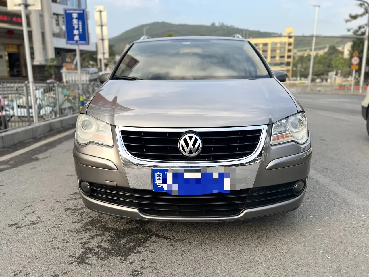 Volkswagen Touran  из Китая