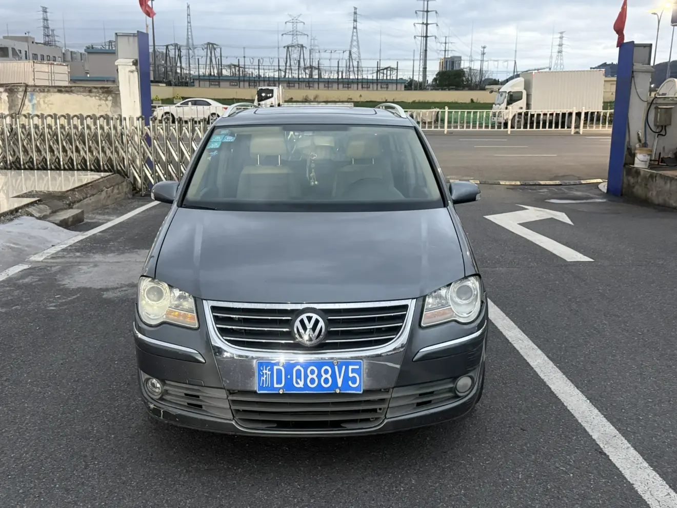 Volkswagen Touran  из Китая