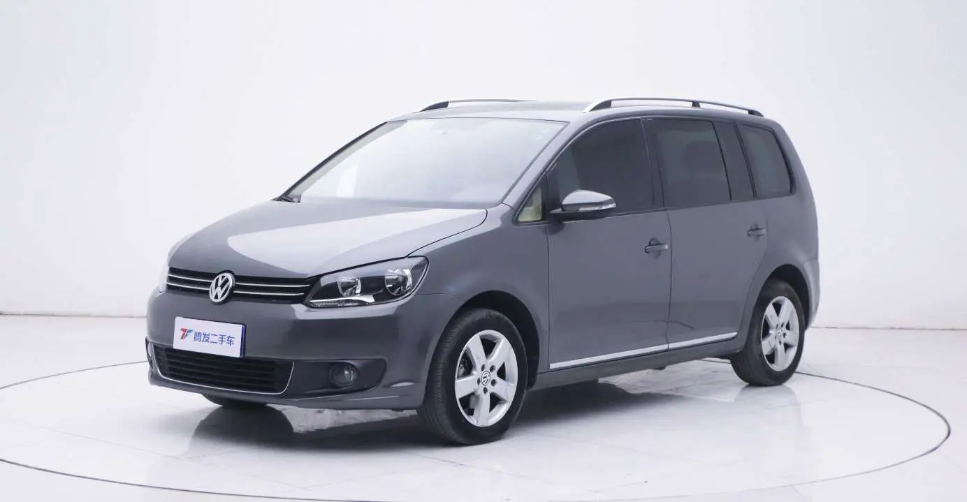 Volkswagen Touran  из Китая