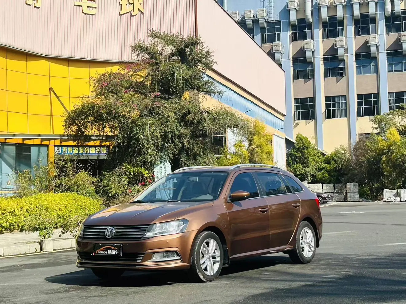 Volkswagen Langxing  из Китая