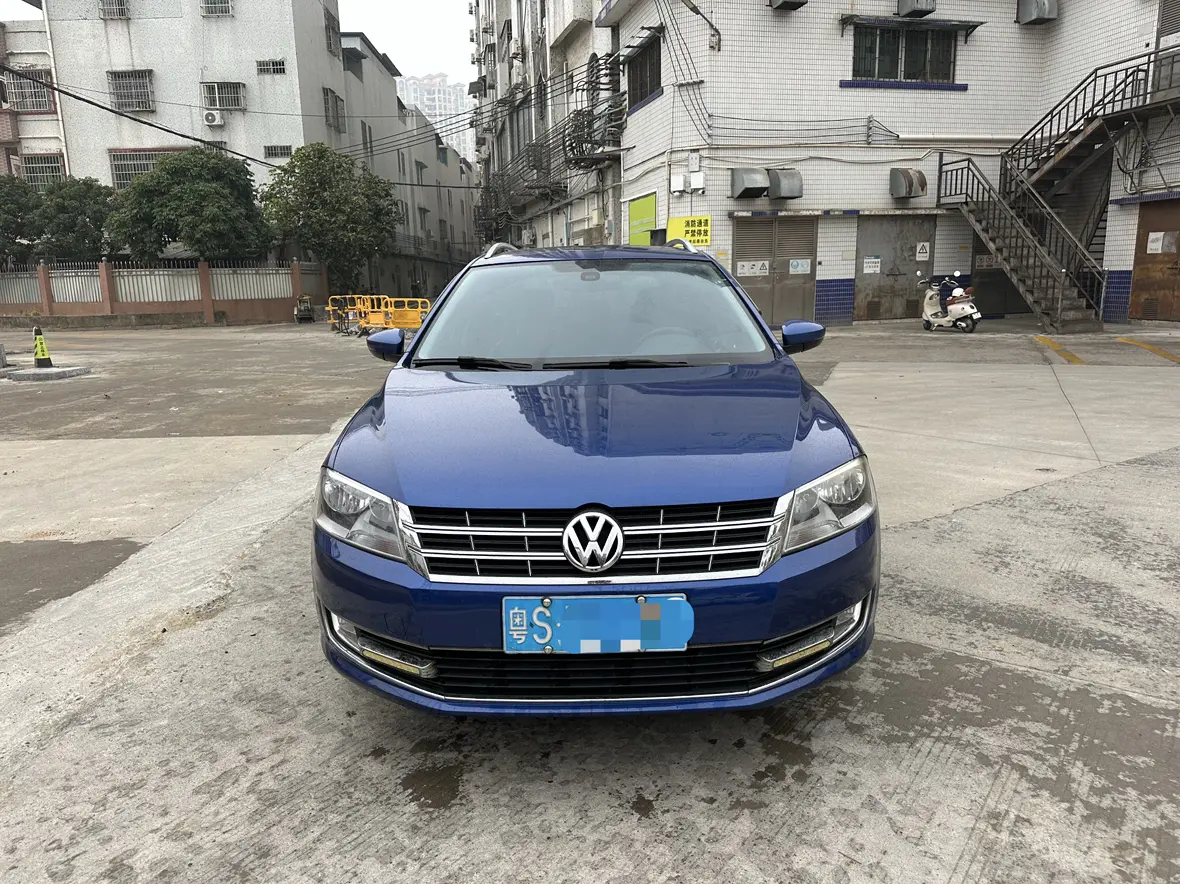Volkswagen Langxing  из Китая