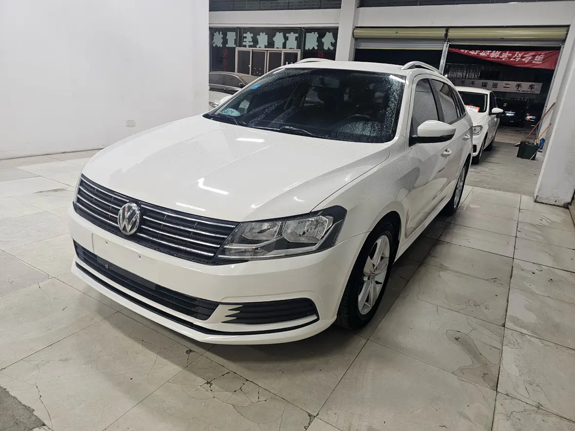 Volkswagen Langxing  из Китая