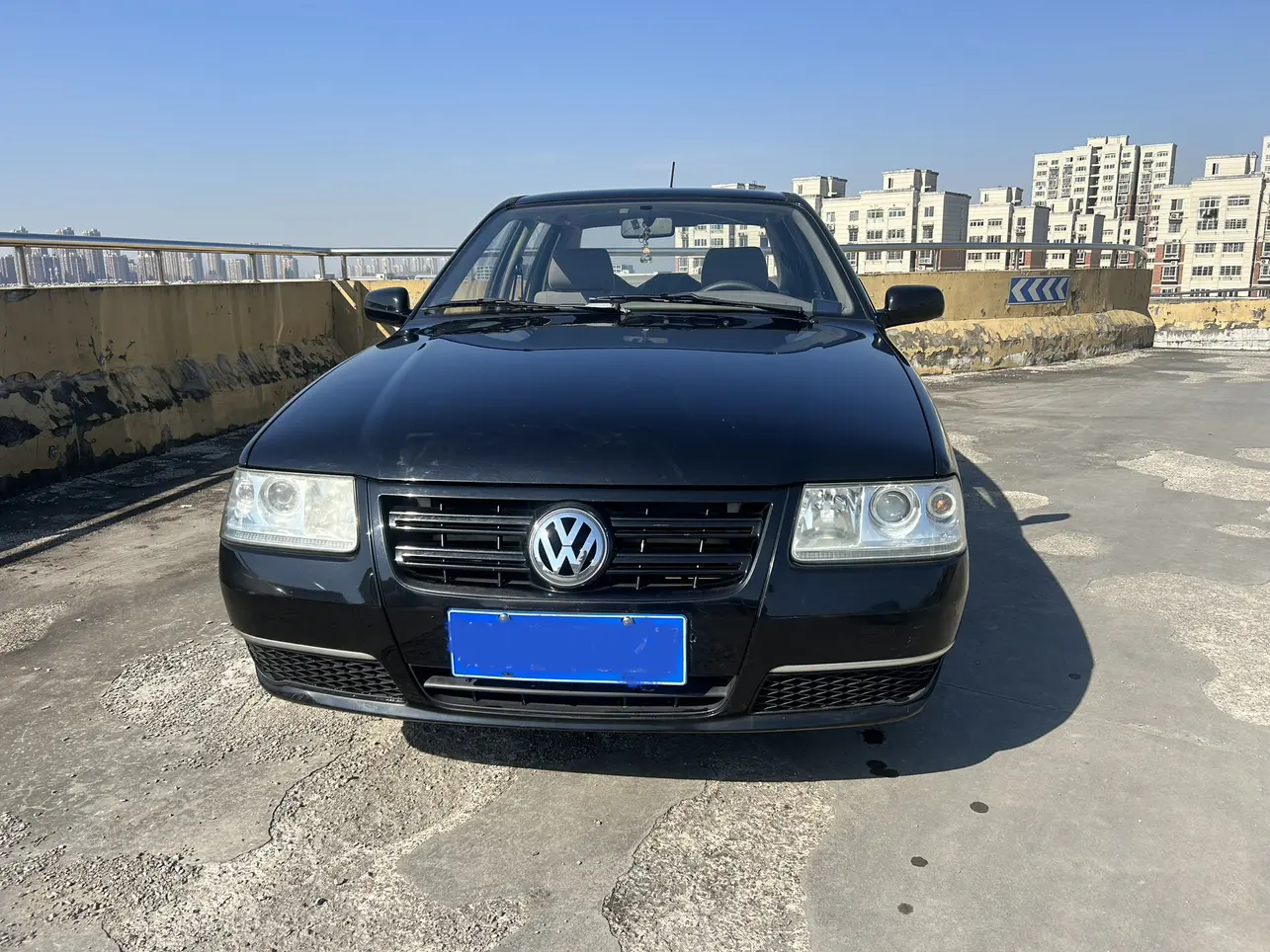 Volkswagen Santana Zhijun  из Китая