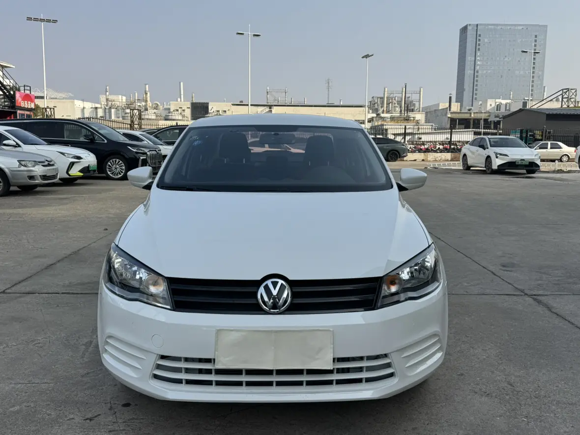 Volkswagen Jetta  из Китая