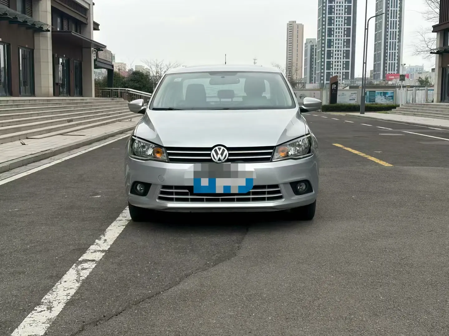 Volkswagen Jetta  из Китая