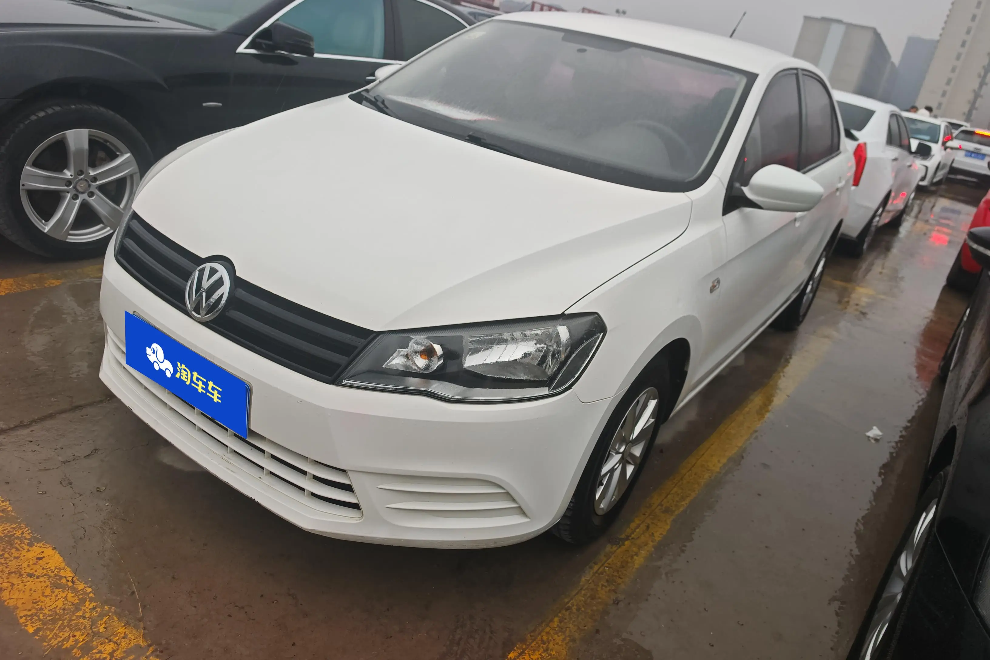 Volkswagen Jetta  из Китая