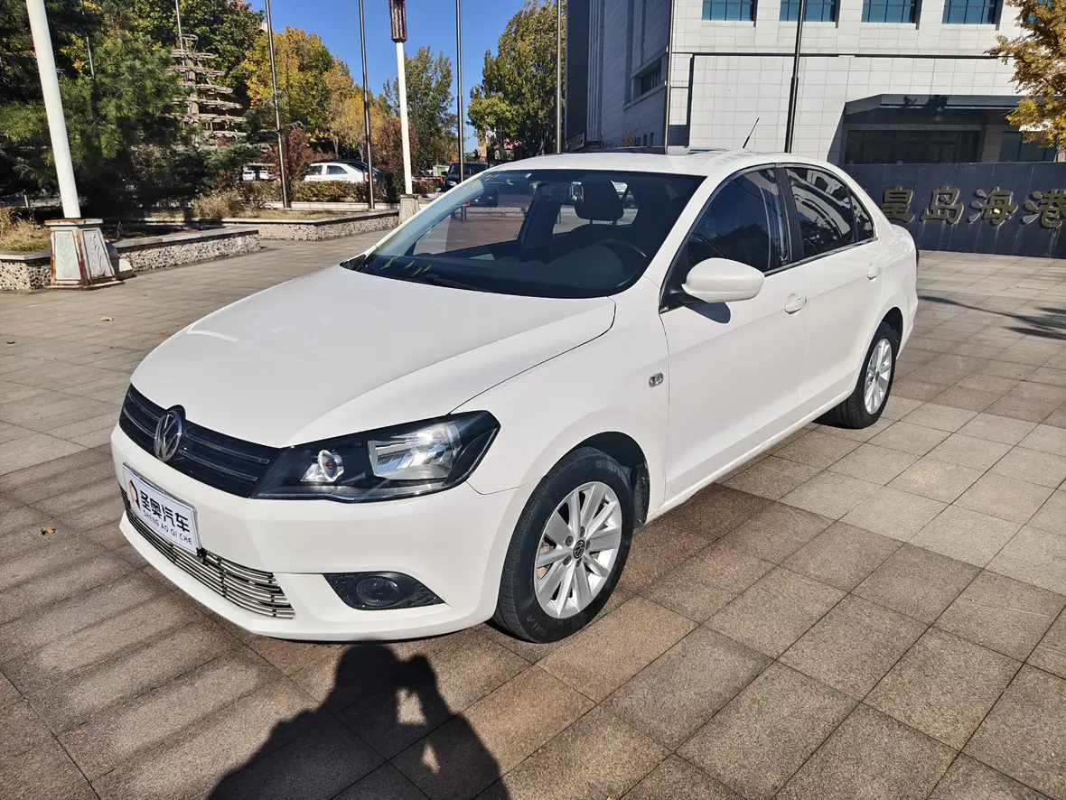 Volkswagen Jetta  из Китая