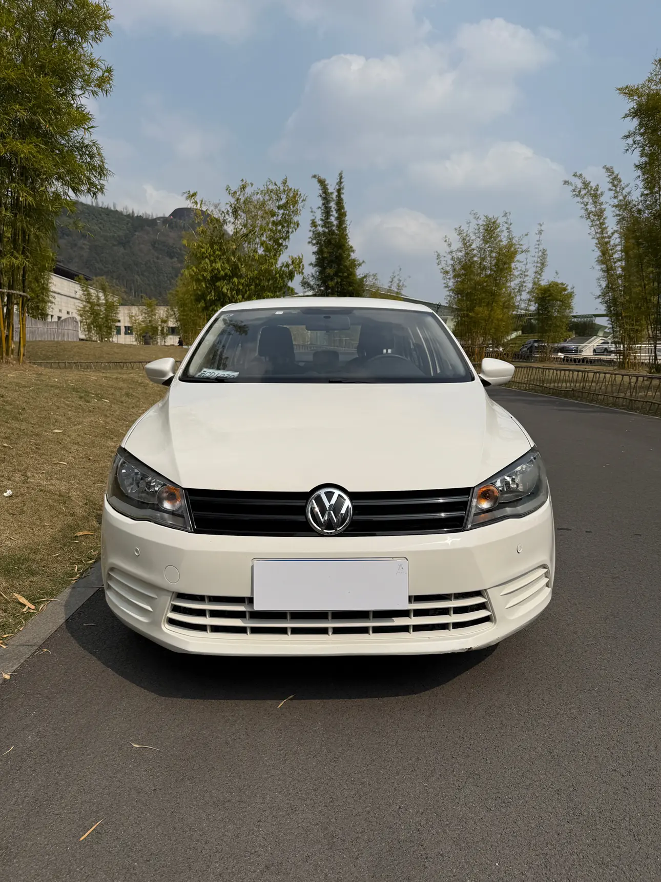 Volkswagen Jetta  из Китая