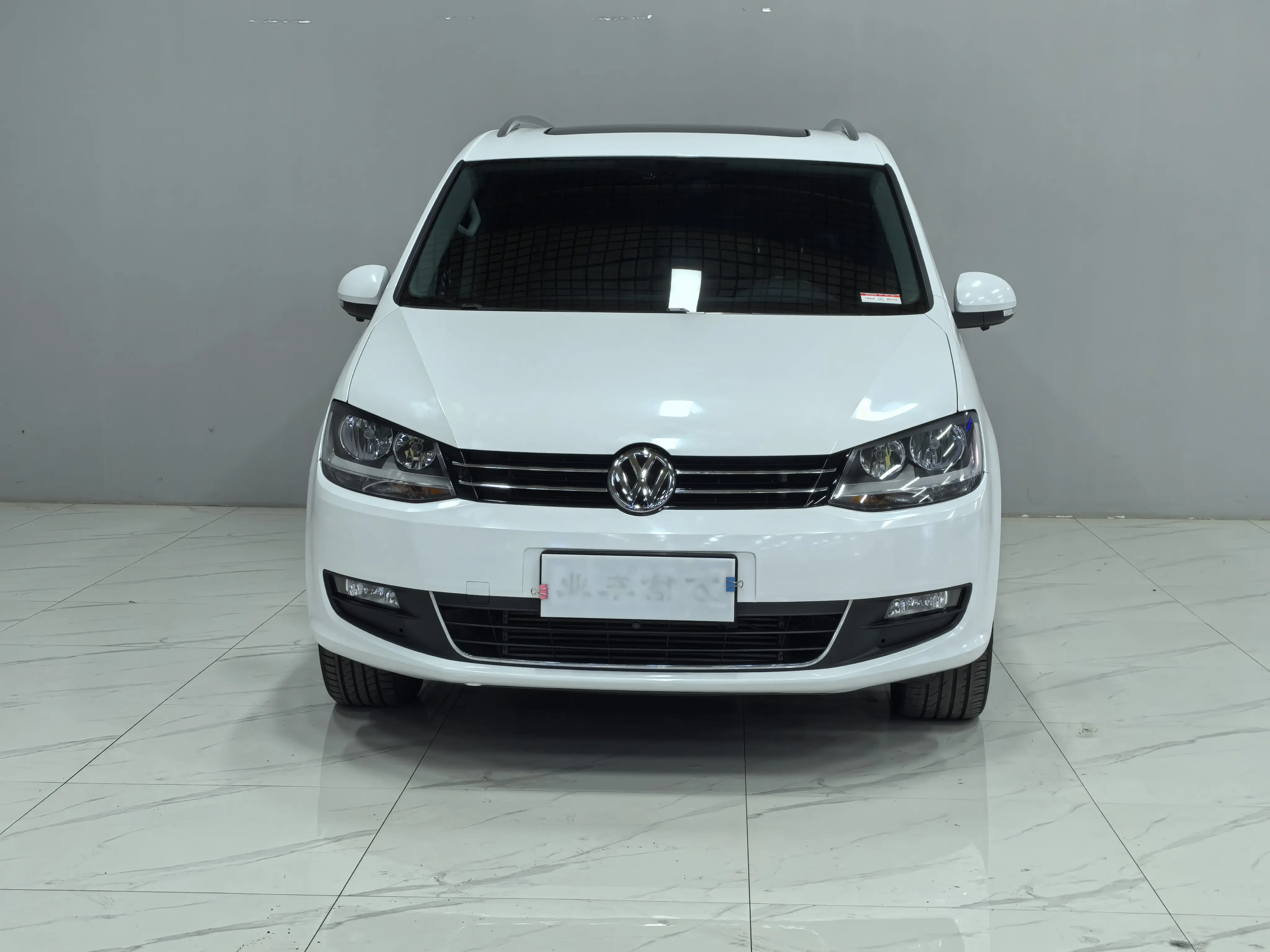 Volkswagen Sharon  из Китая