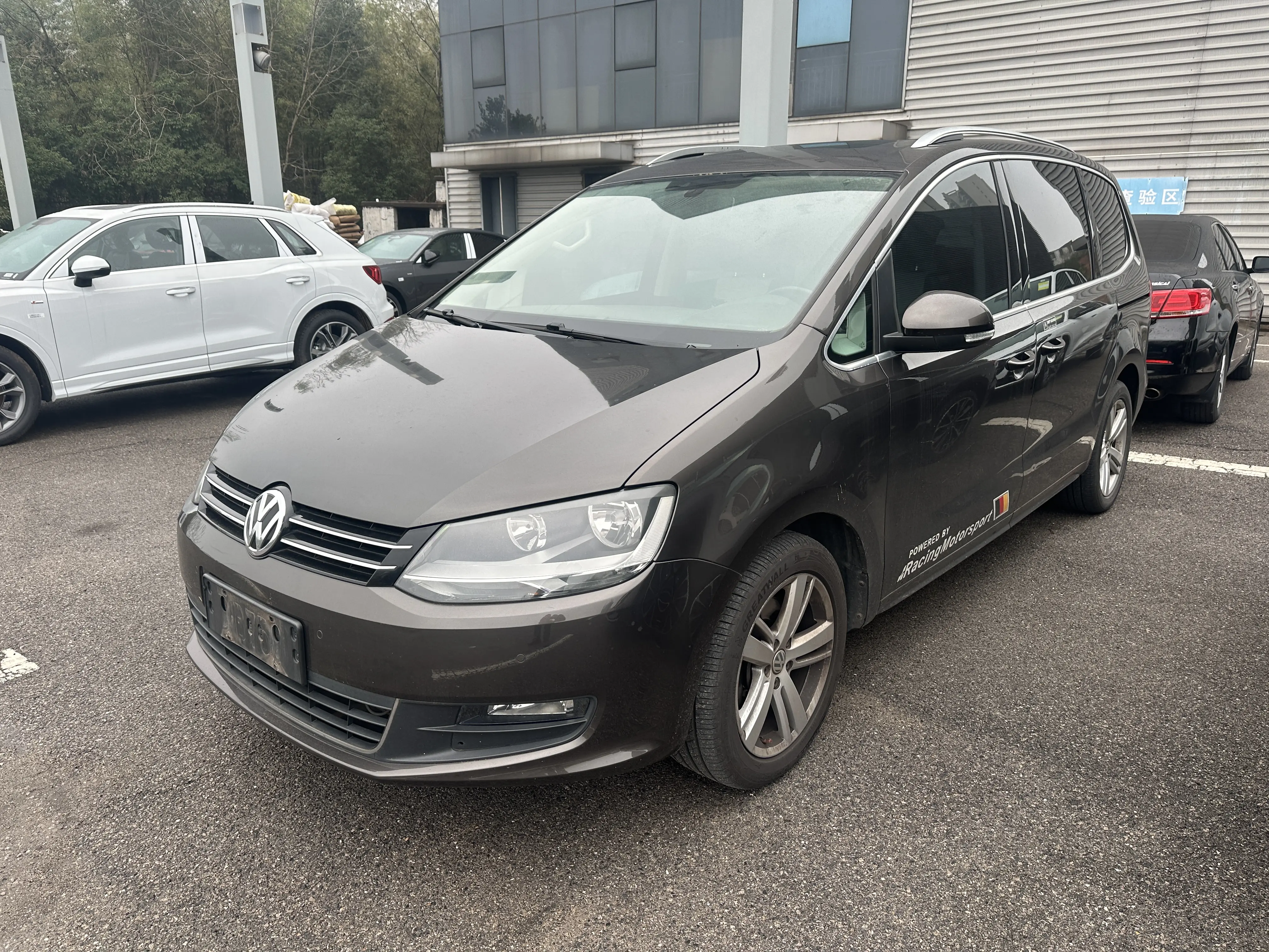 Volkswagen Sharon  из Китая