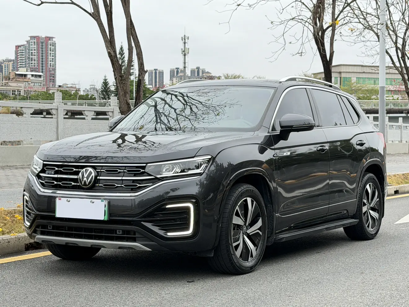 Volkswagen Tayron GTE  из Китая