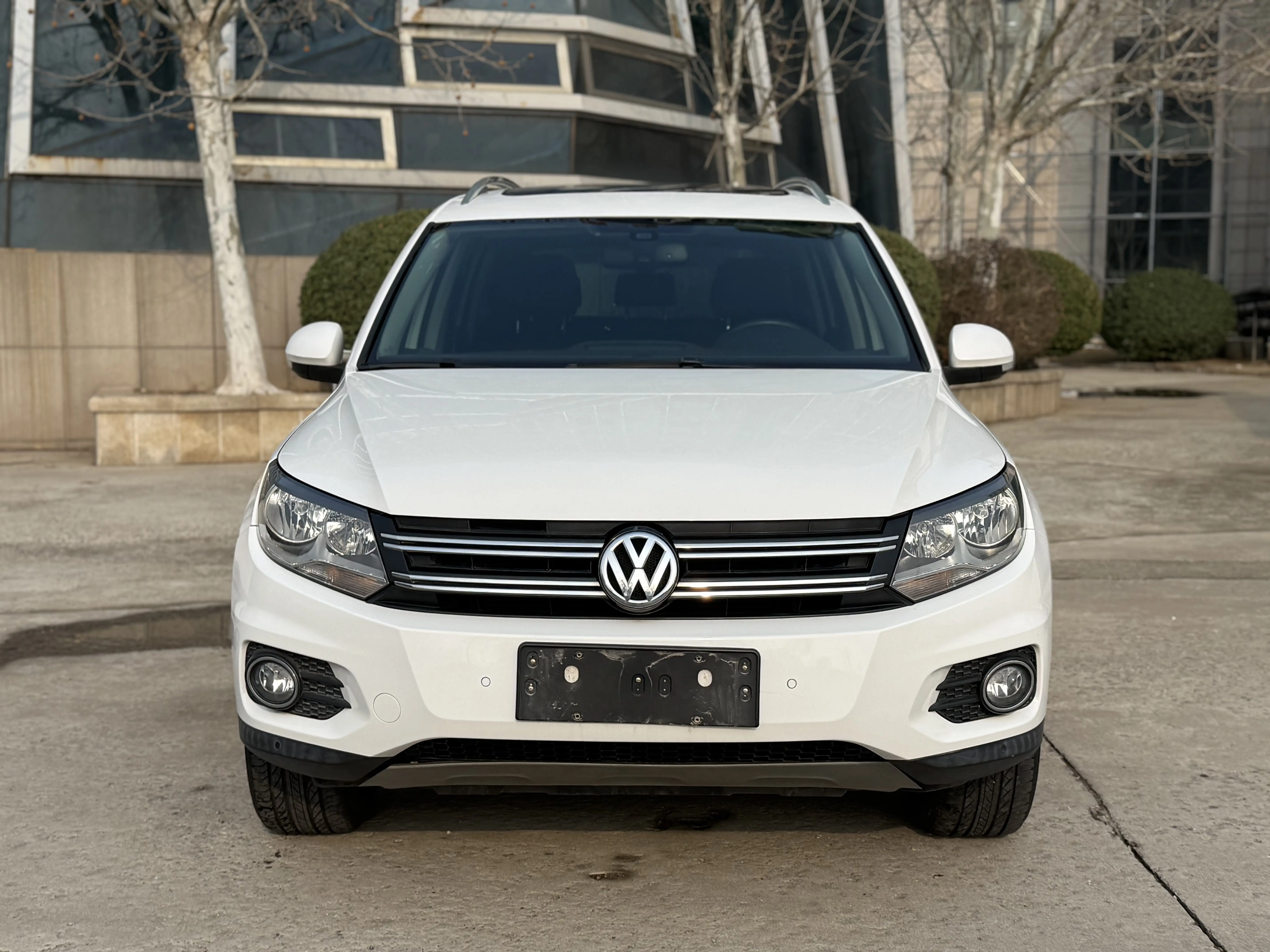 Volkswagen Tiguan (Tharu)  из Китая