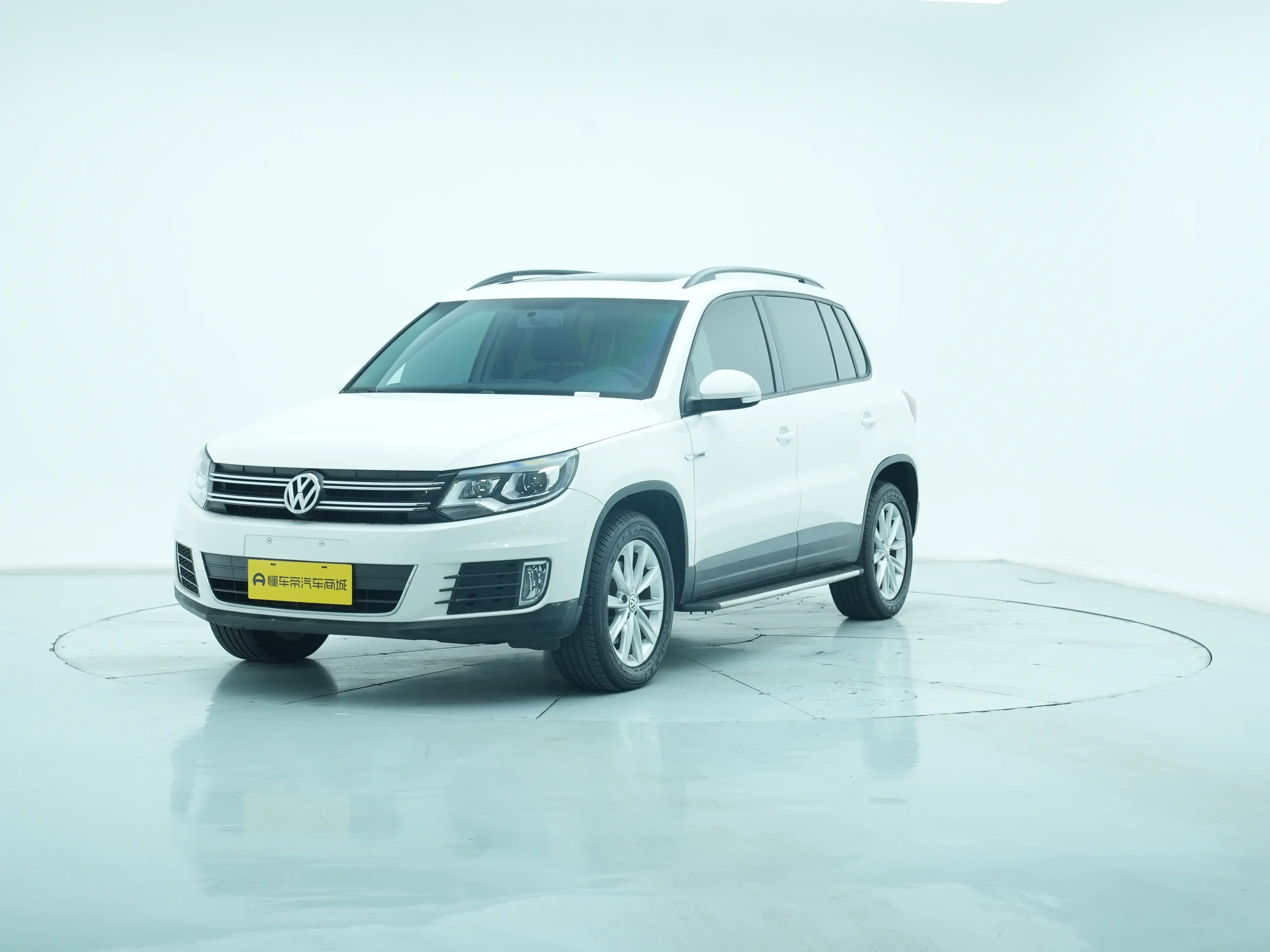 Volkswagen Tiguan (Tharu)  из Китая