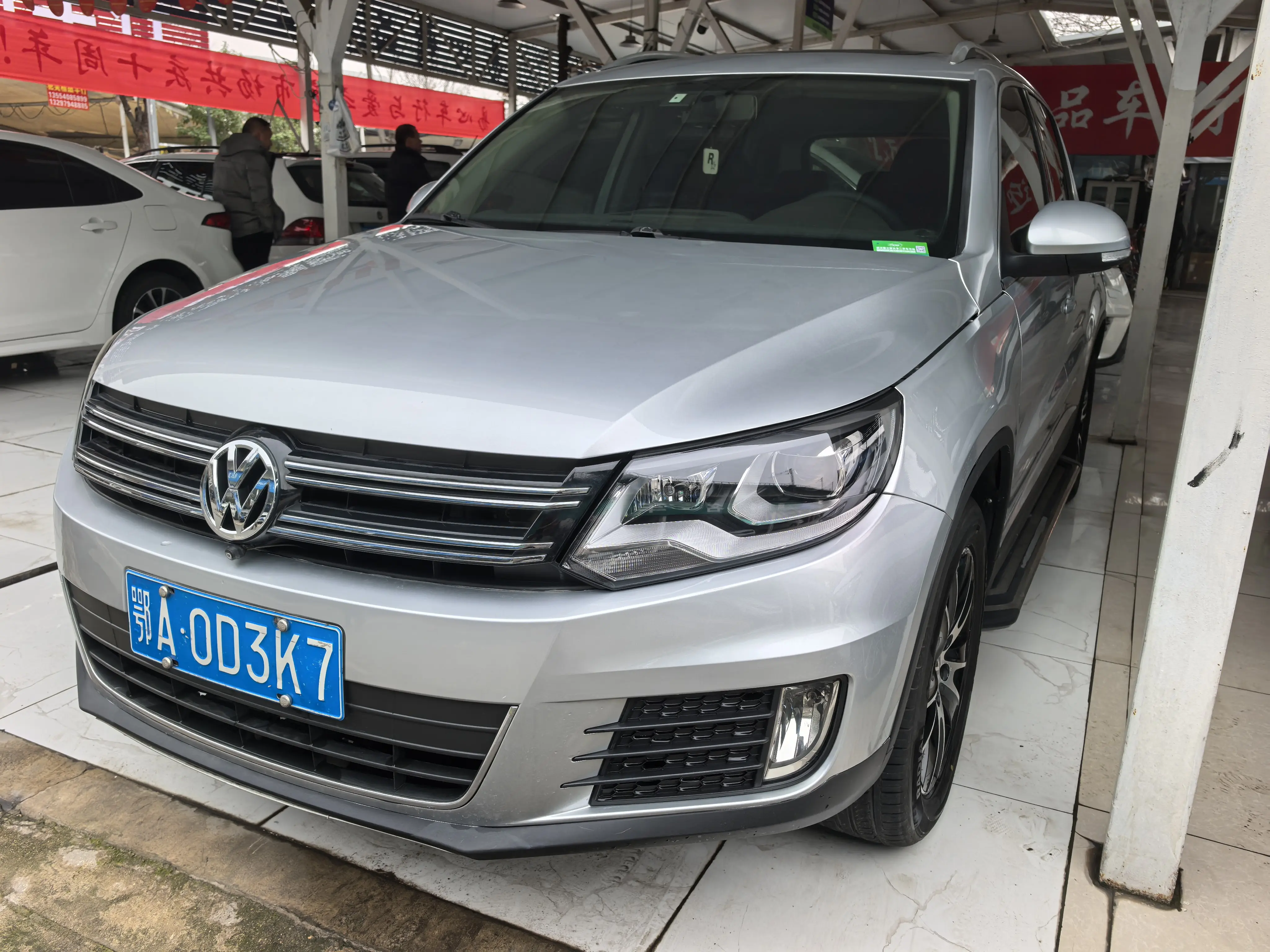 Volkswagen Tiguan (Tharu)  из Китая