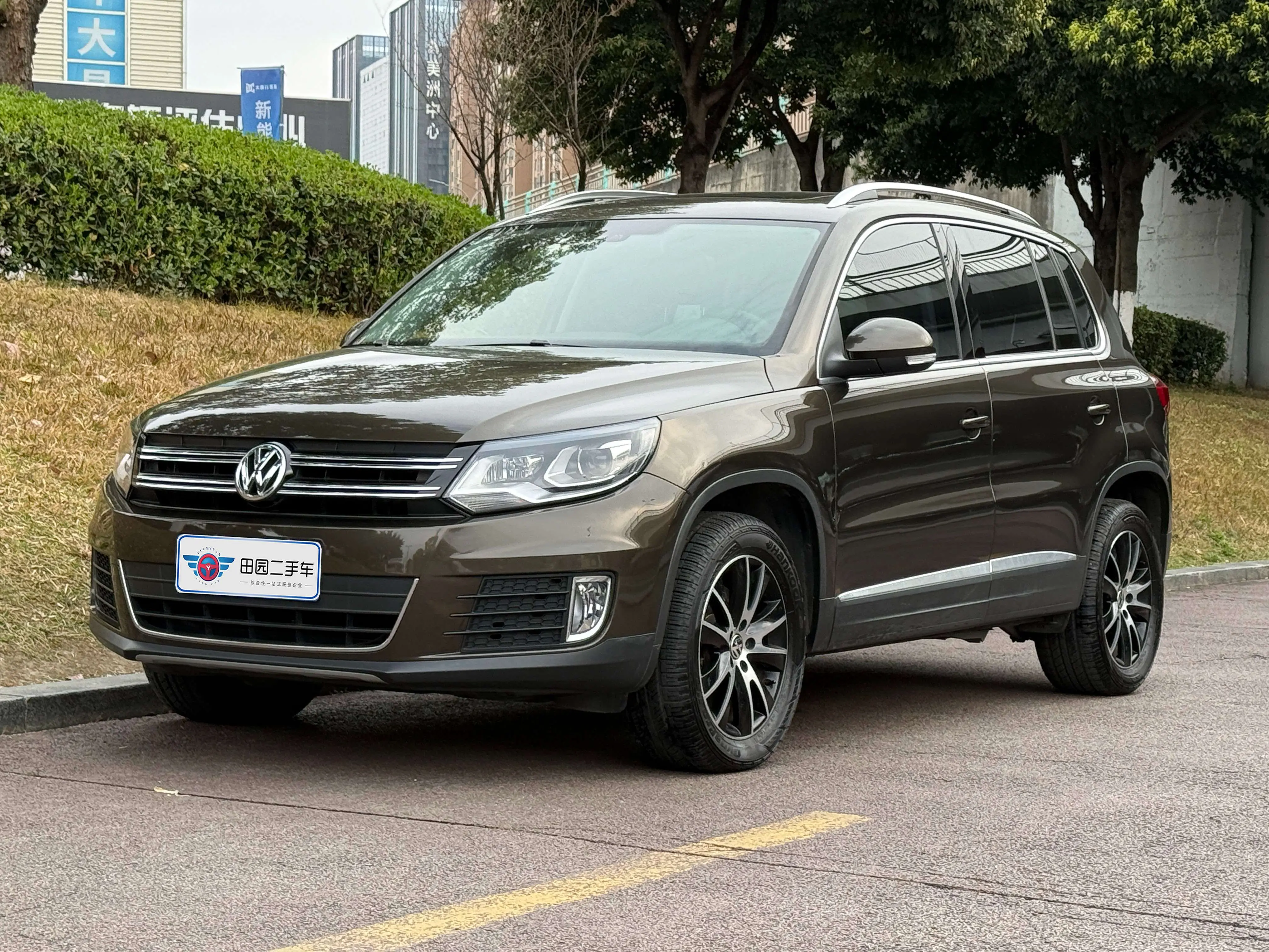 Volkswagen Tiguan (Tharu)  из Китая