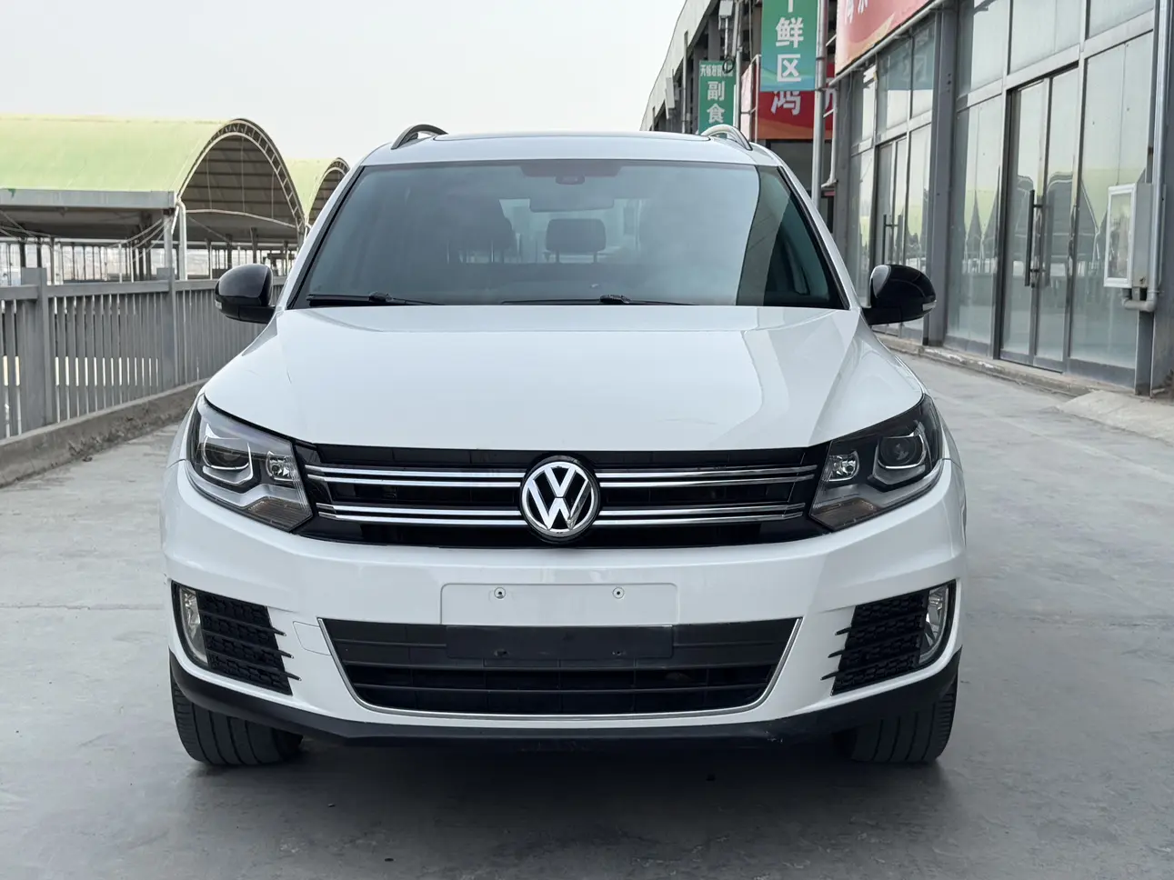 Volkswagen Tiguan (Tharu)  из Китая