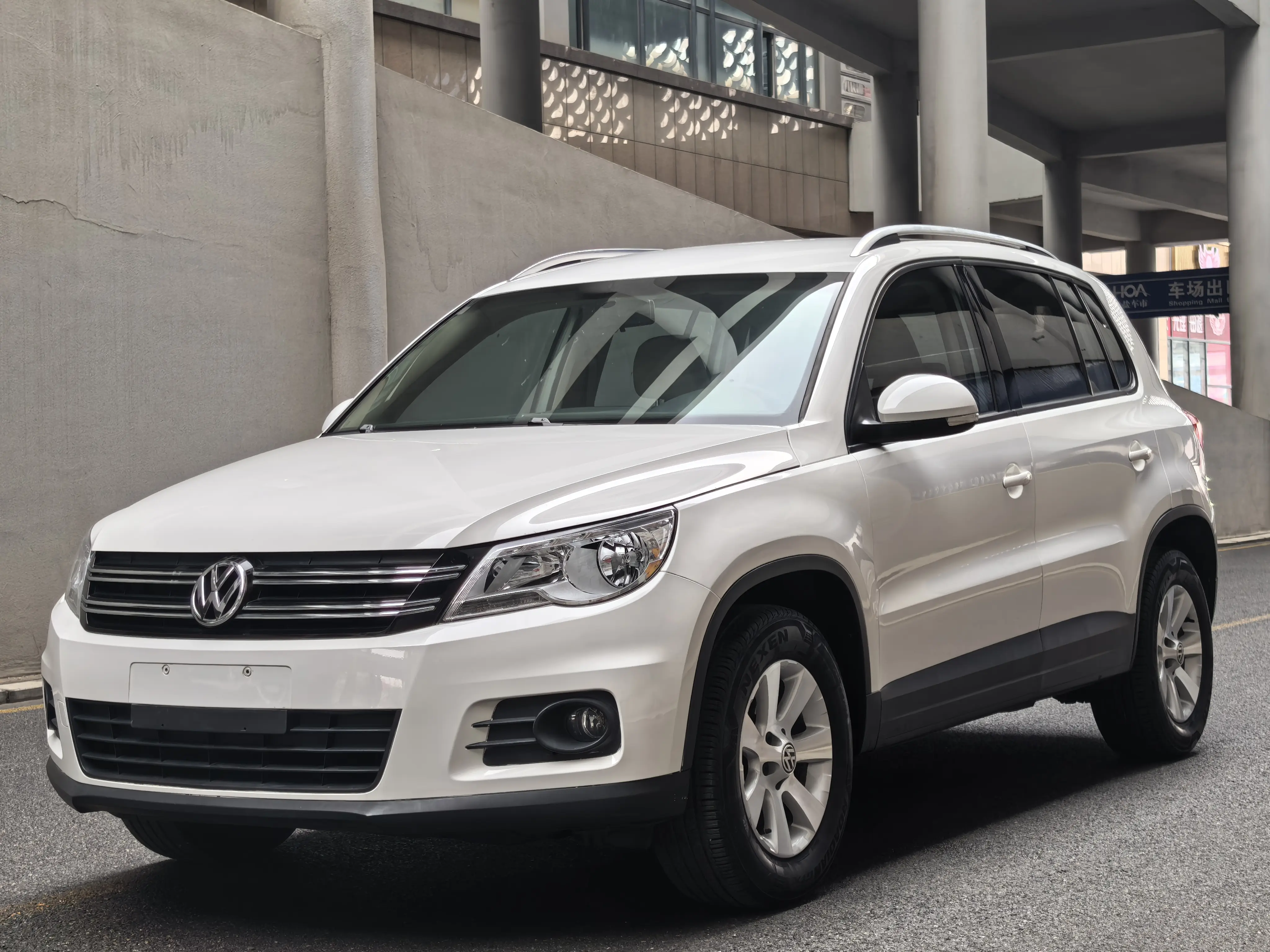 Volkswagen Tiguan (Tharu)  из Китая