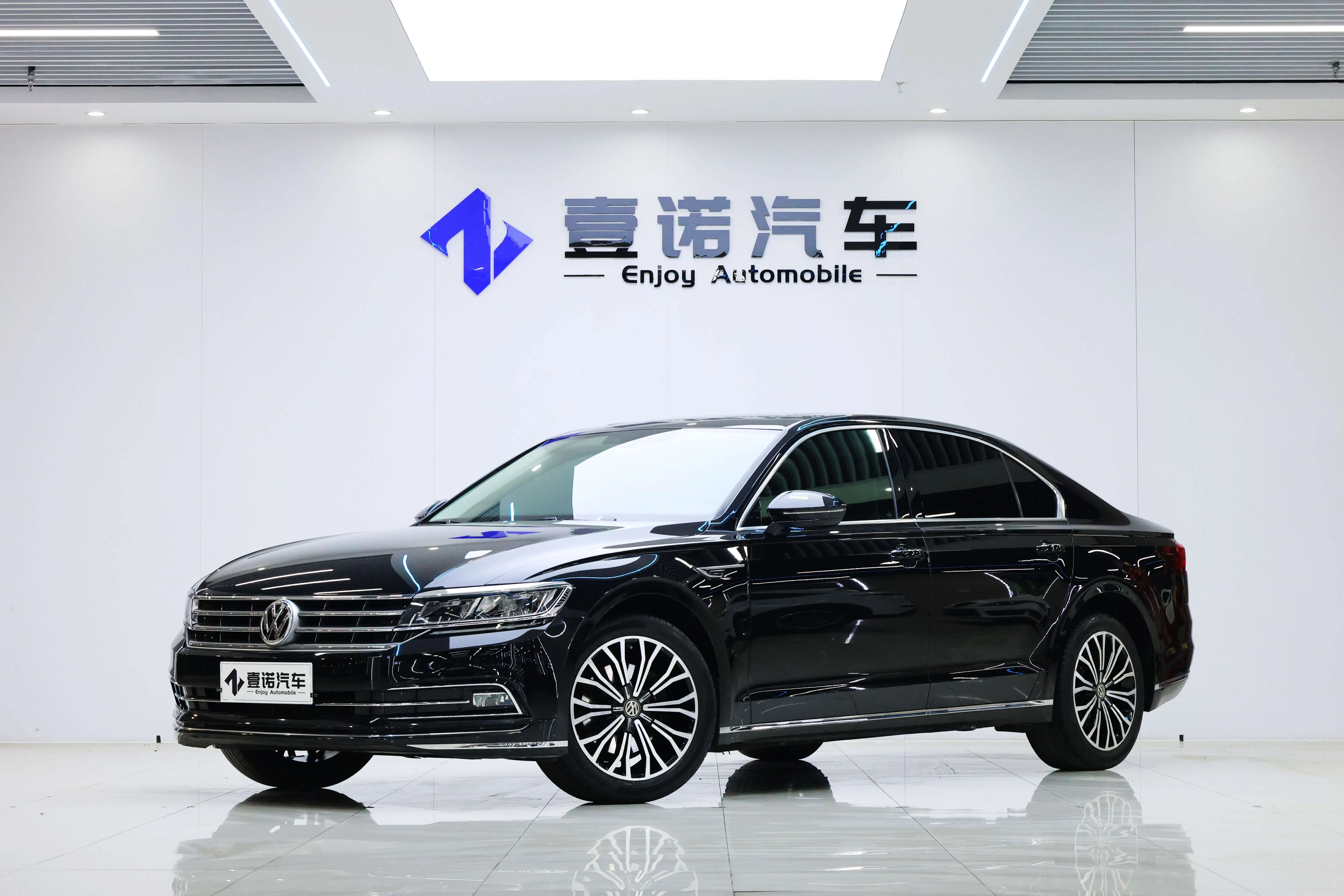 Volkswagen Hui Ang  из Китая